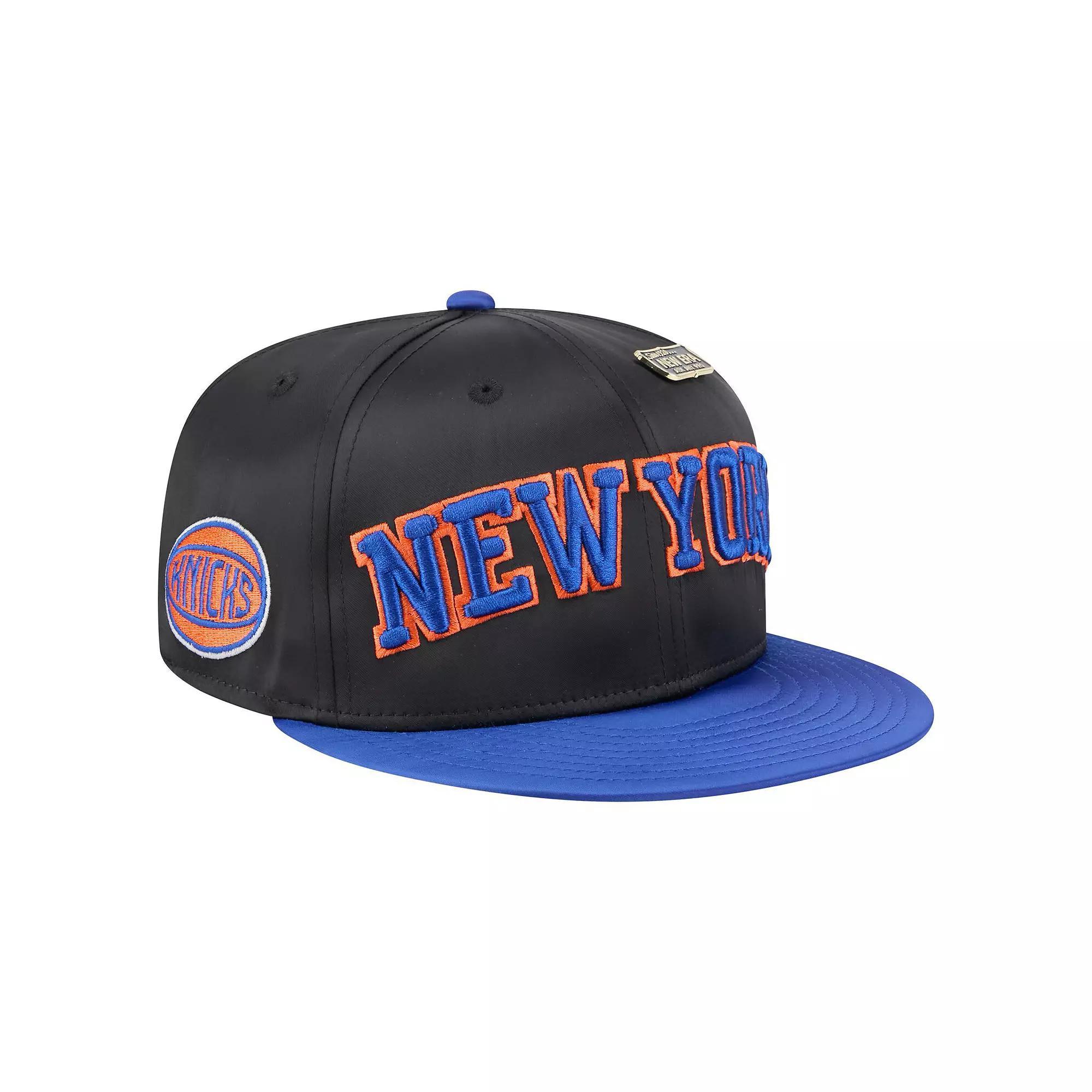 Men's New Era  Black/Blue New York Knicks Throwback Satin Vintage Pin Two-Tone 59FIFTY Fitted Hat, Size: 7 Product Image