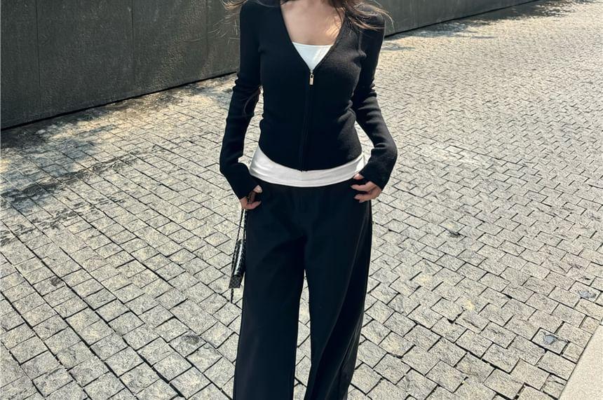 V-Neck Plain Zip Crop Cardigan / Scoop Neck Plain Camisole Top Product Image