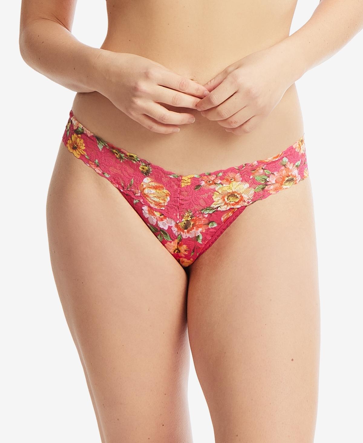 Printed Low-Rise Signature Lace Thong Product Image