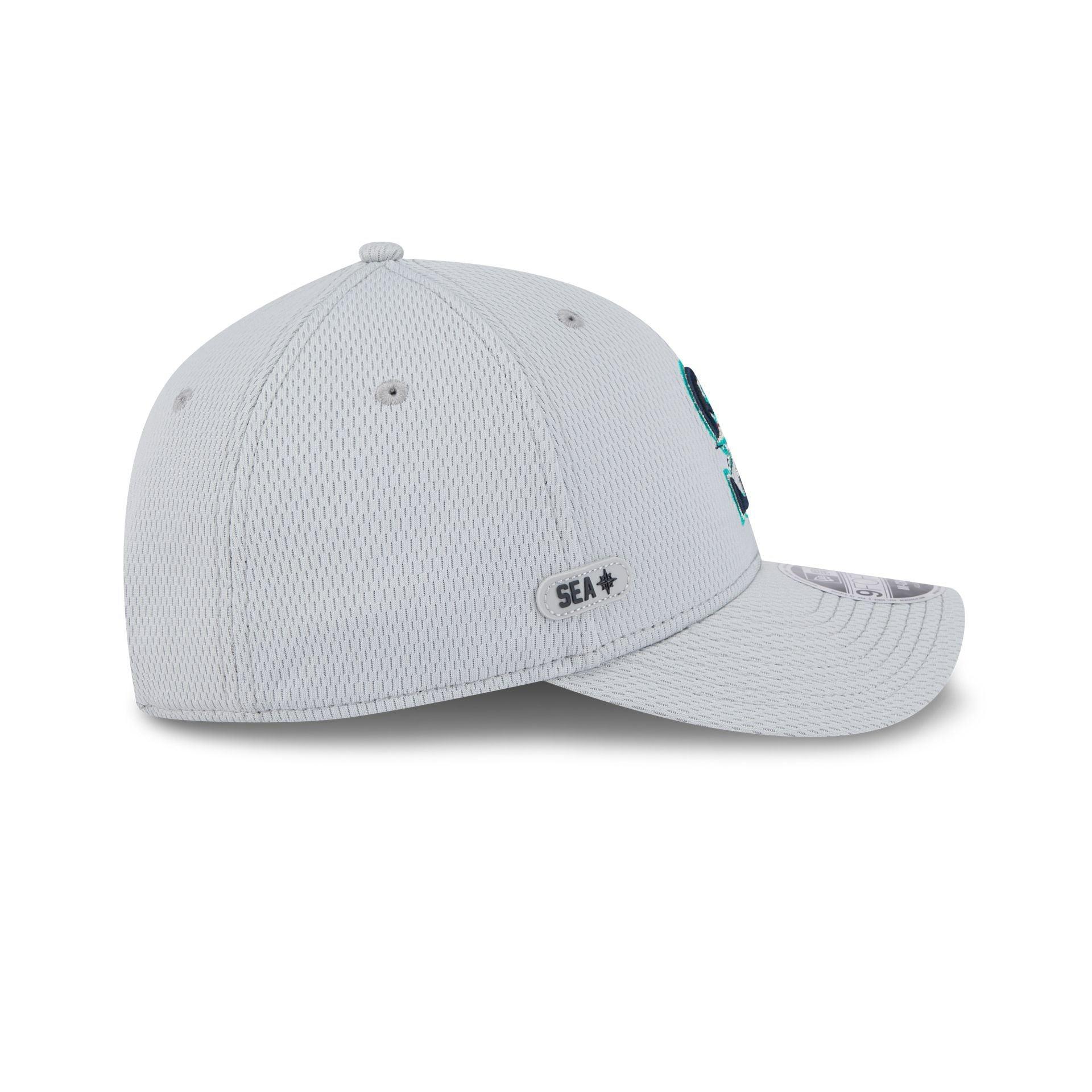 Seattle Mariners 2025 Clubhouse Gray 9FORTY M-Crown Snapback Hat Male Product Image