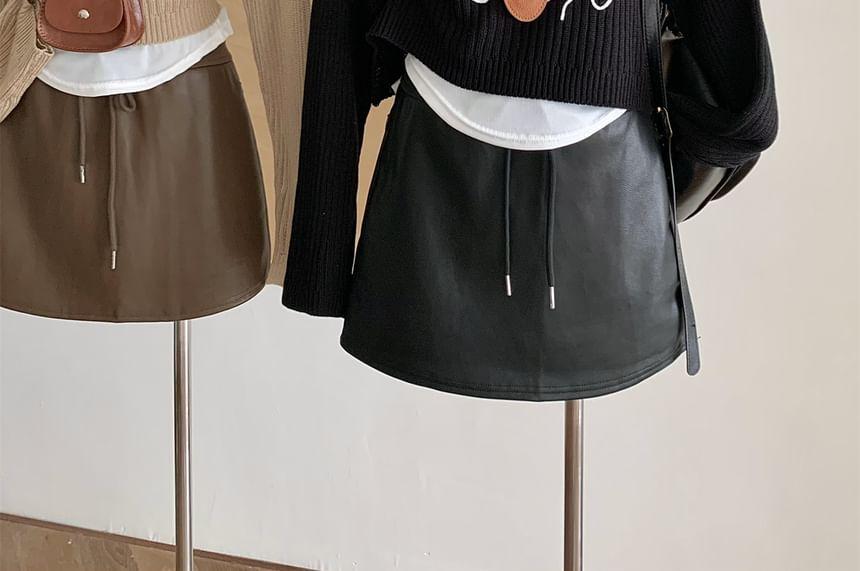 Set: Long-Sleeve Crewneck Lettering Crop Knit Top + Tank Top Product Image