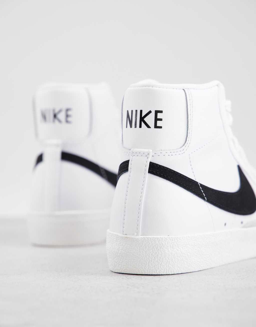 Nike Blazer Mid 77 sneakers Product Image