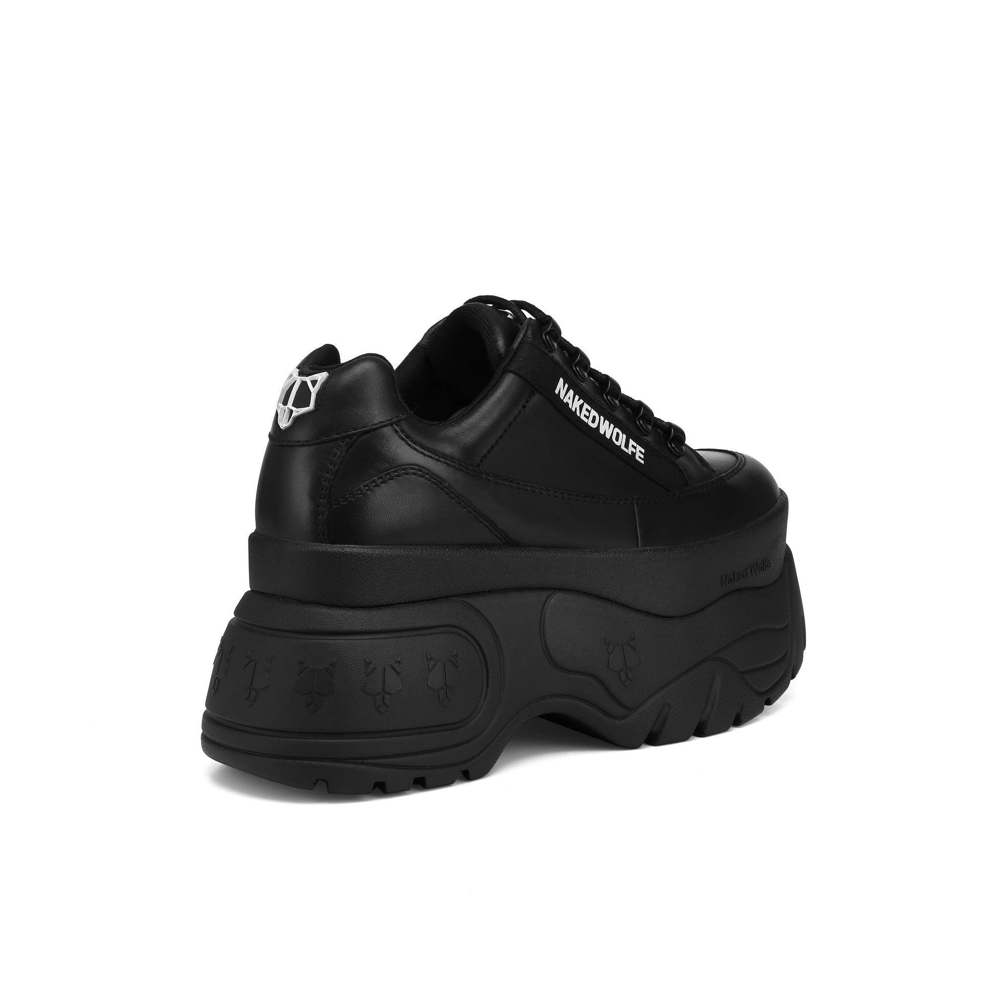 Sprinter Black Leather Product Image