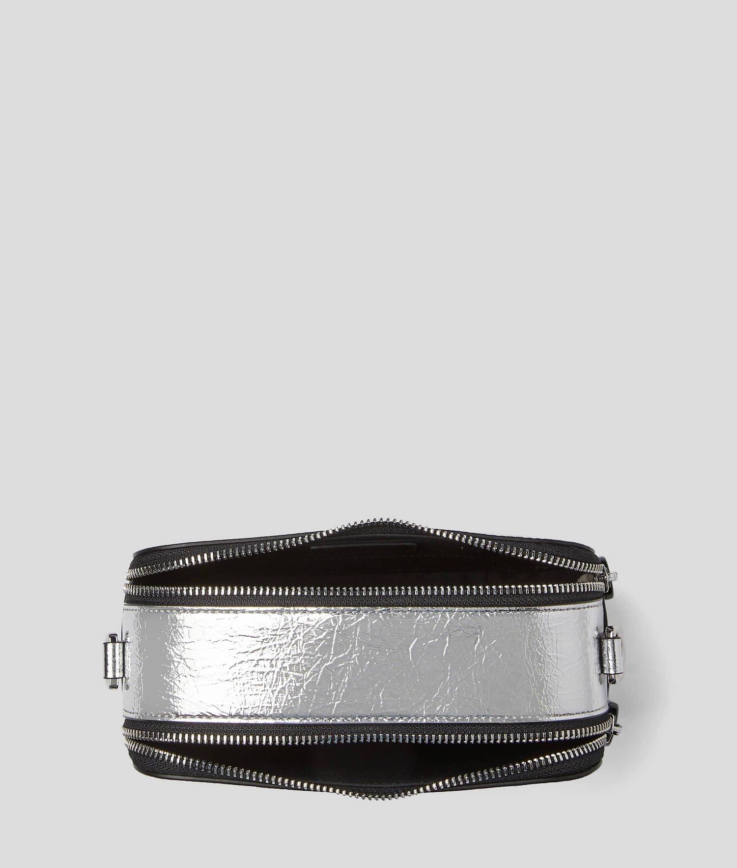 KLJ LOGO PATCH METALLIC CAMERA BAG Product Image
