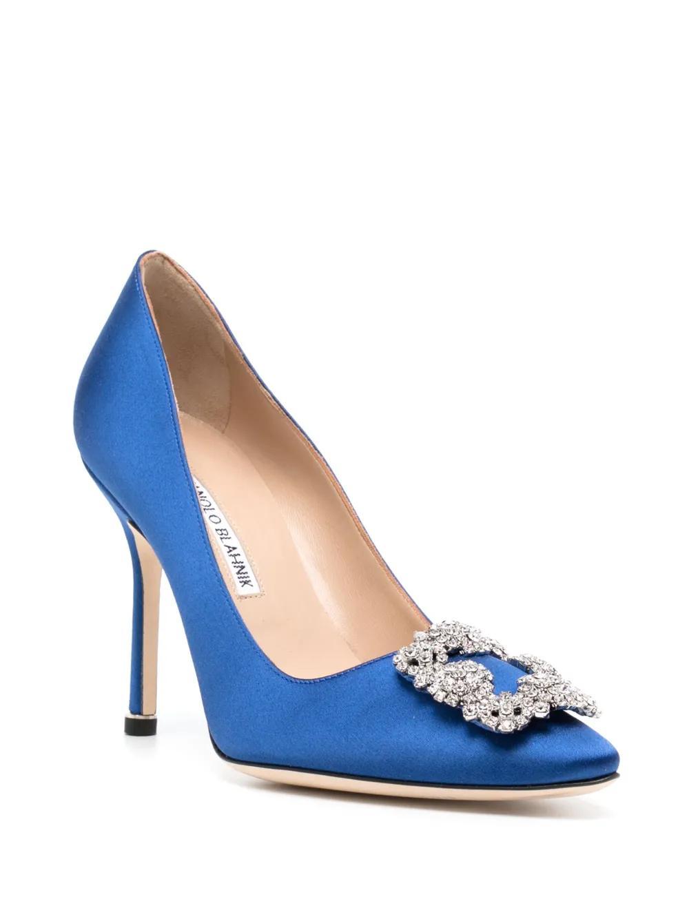 Hangisi satin pumps Product Image