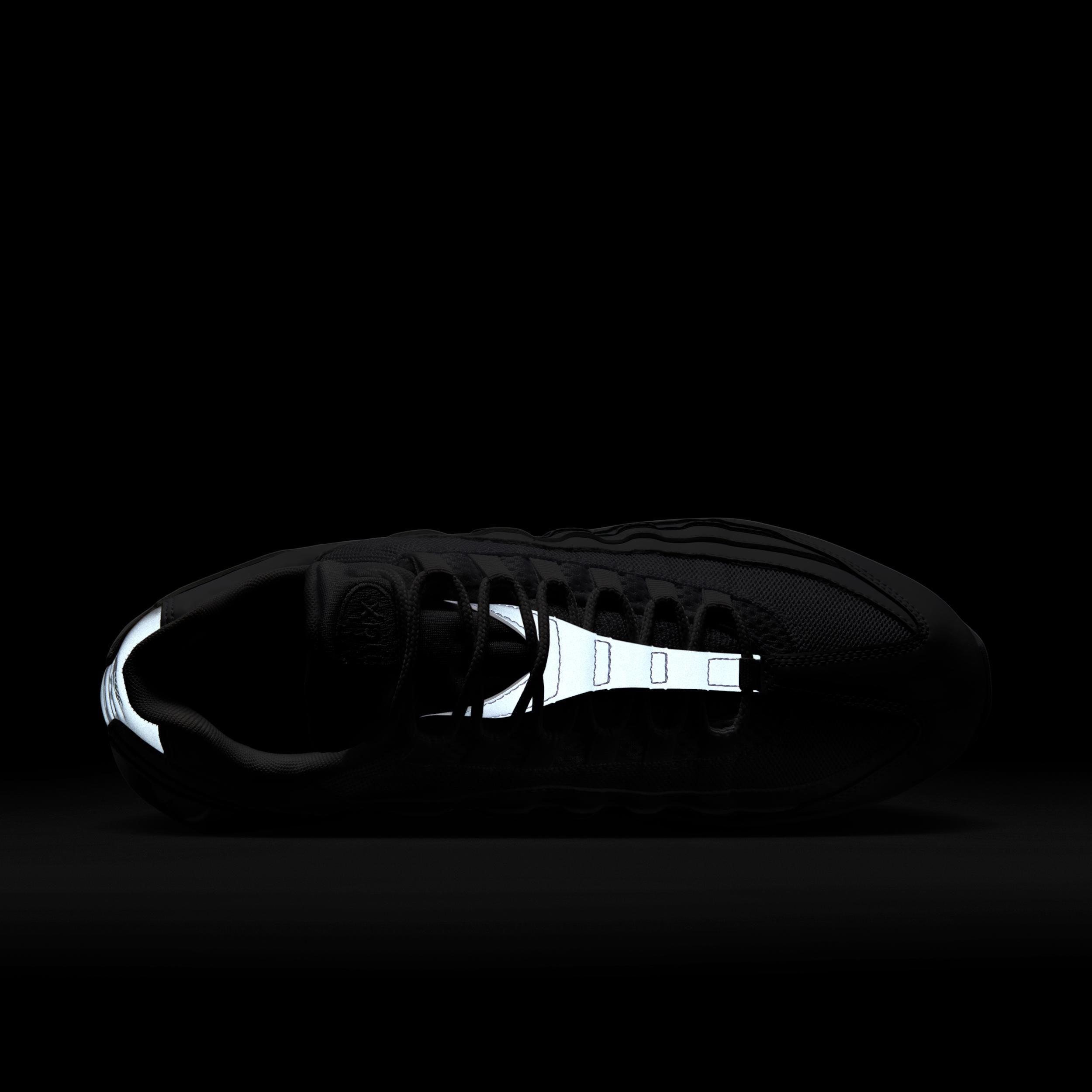 Nike Men's Air Max 95 "Big Bubble" Shoes Product Image
