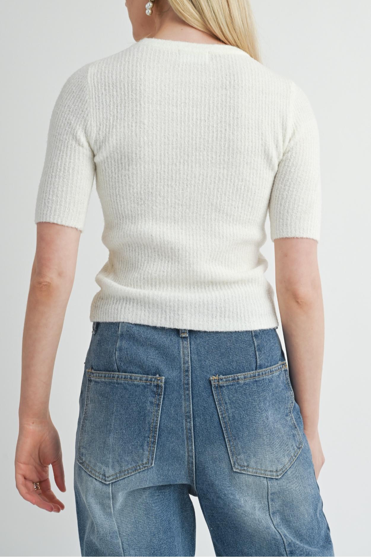 CUTOUT SHORT SLEEVE SWEATER Product Image