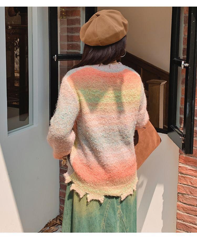 Long-Sleeve V-Neck Tie-Dyed Distressed Sweater Product Image