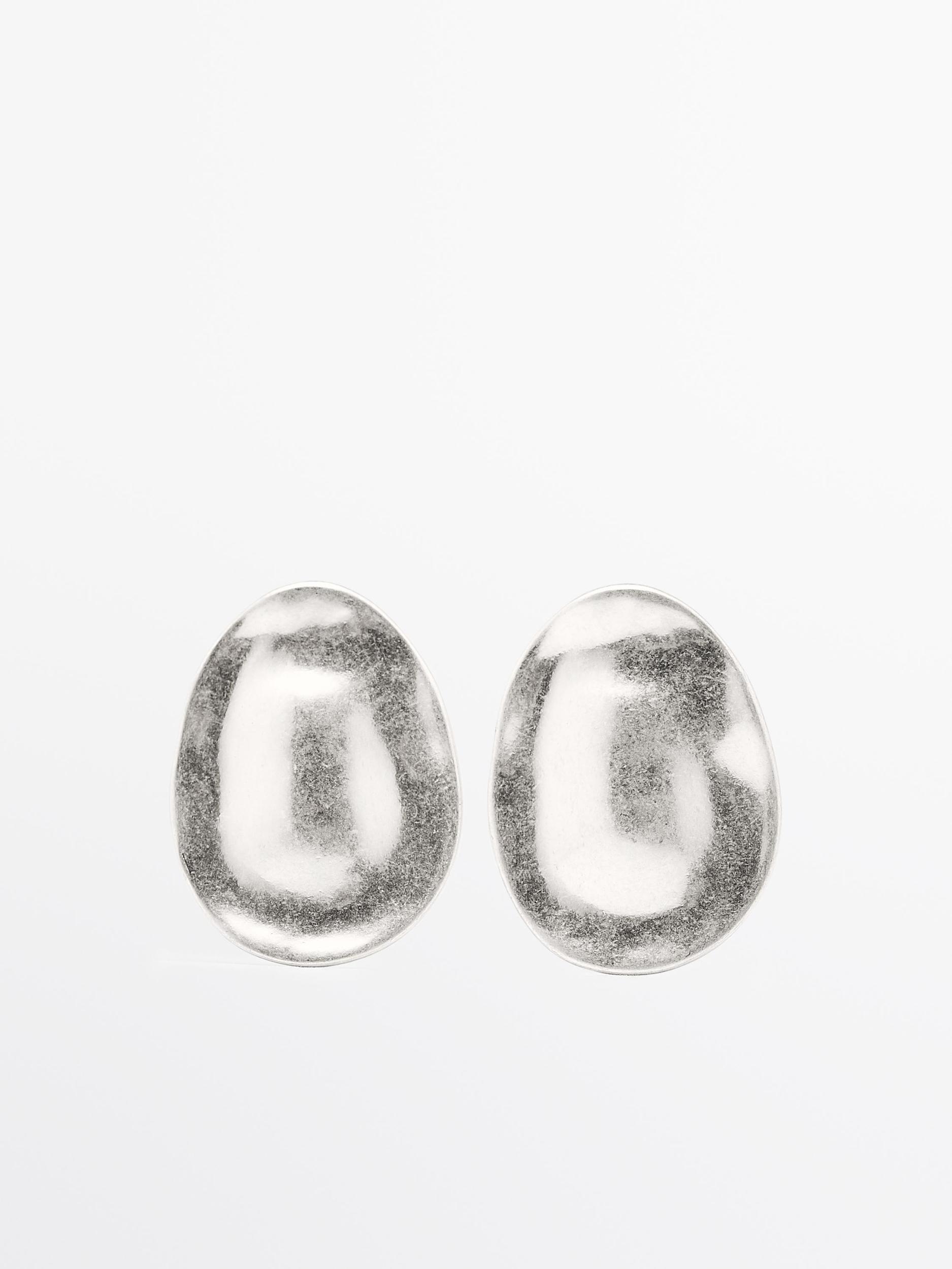 Almond earrings Product Image