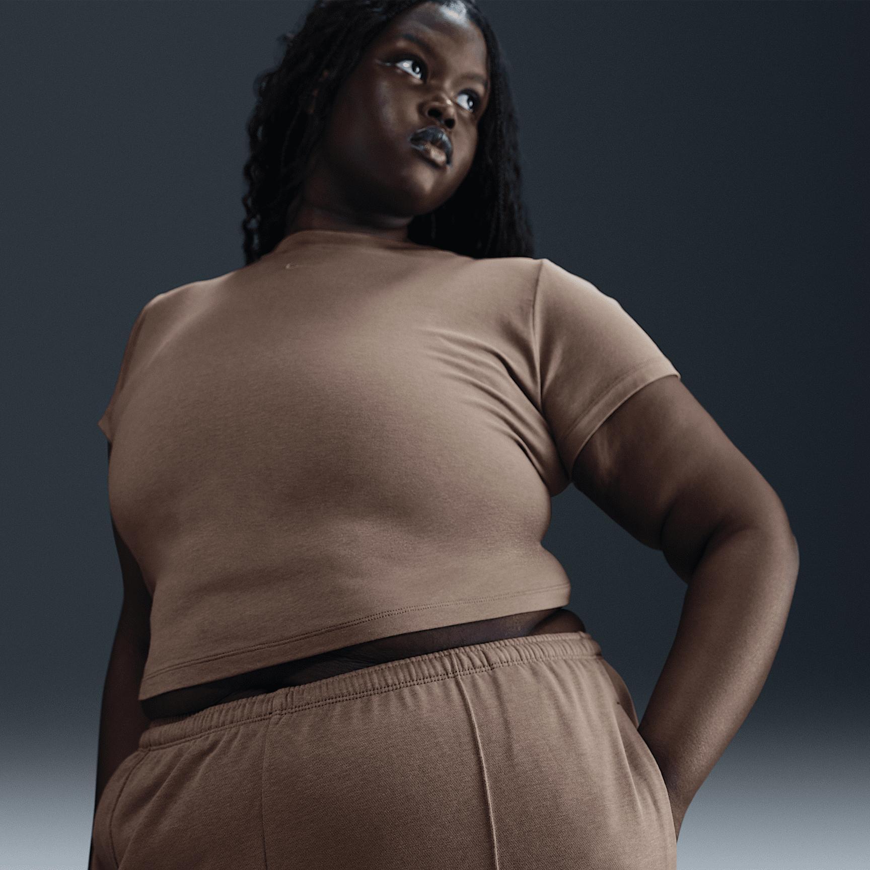 Nike Sportswear Chill Terry Women's Mid-Rise French Terry Open-Hem Sweatpants (Plus Size) Product Image