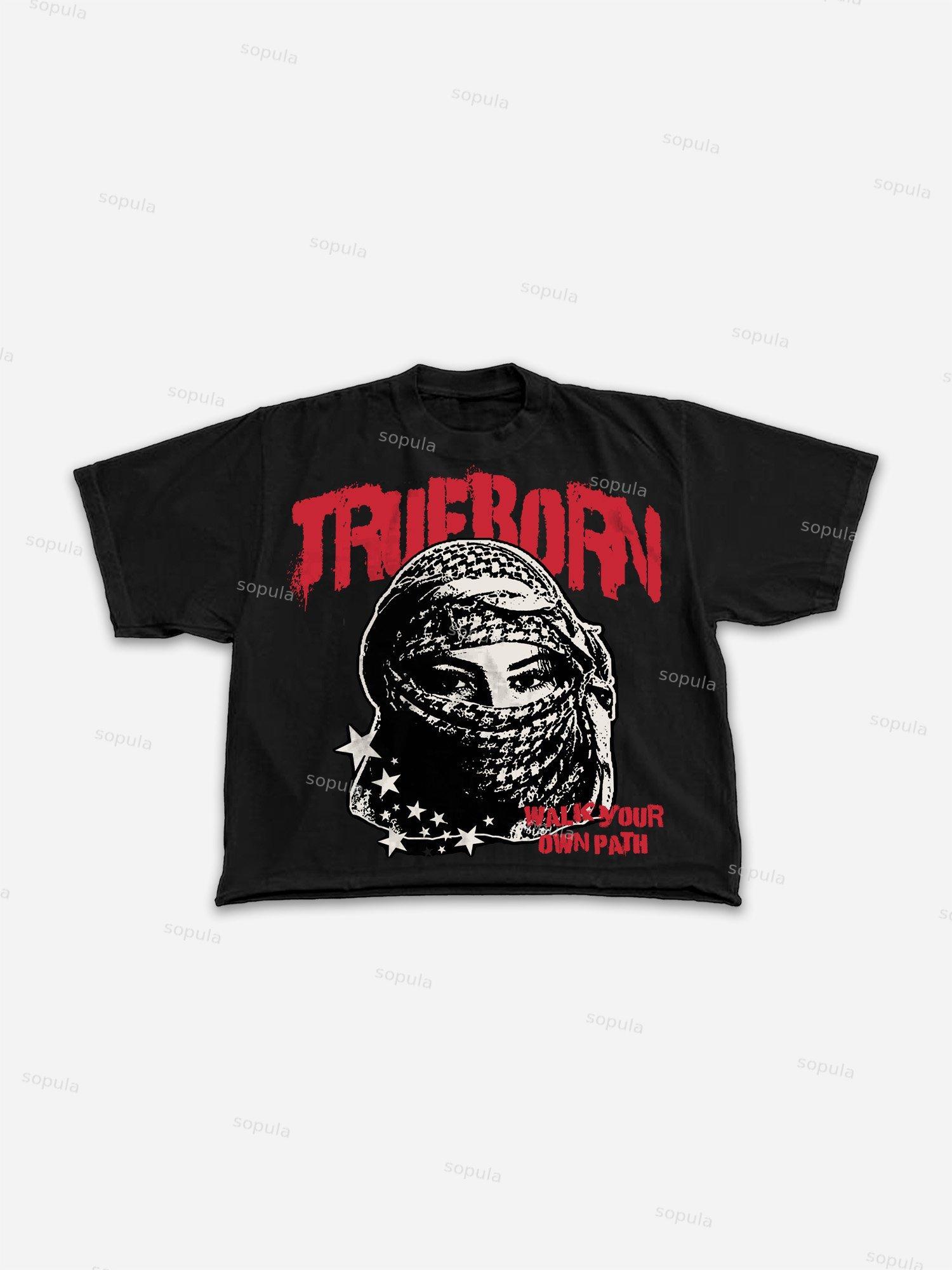 Stay True To Yourself Vintage Portrait Graphic Cropped T-shirt Product Image