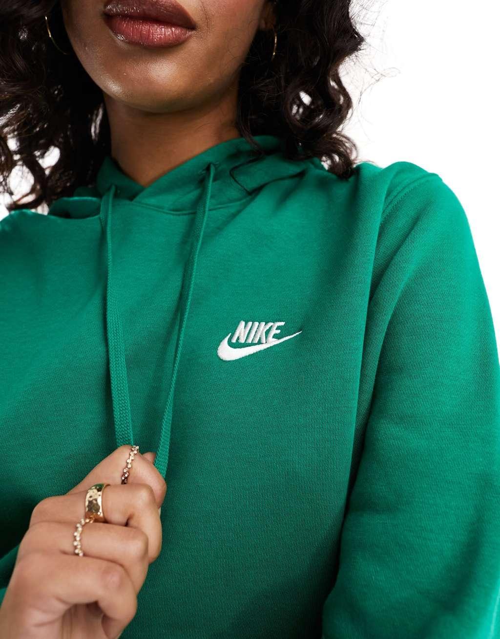 Nike Club hoodie Product Image
