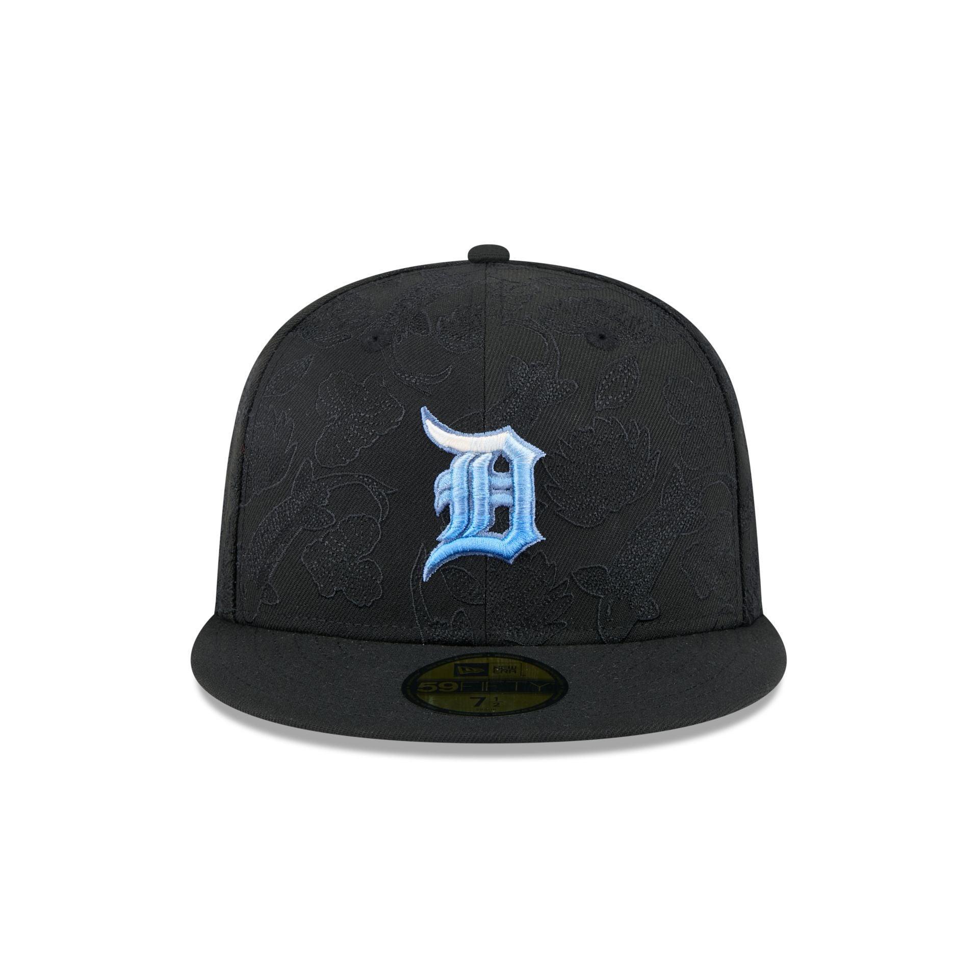 Tennessee Titans 2025 Sideline Hot Weather 59FIFTY Fitted Hat Male Product Image