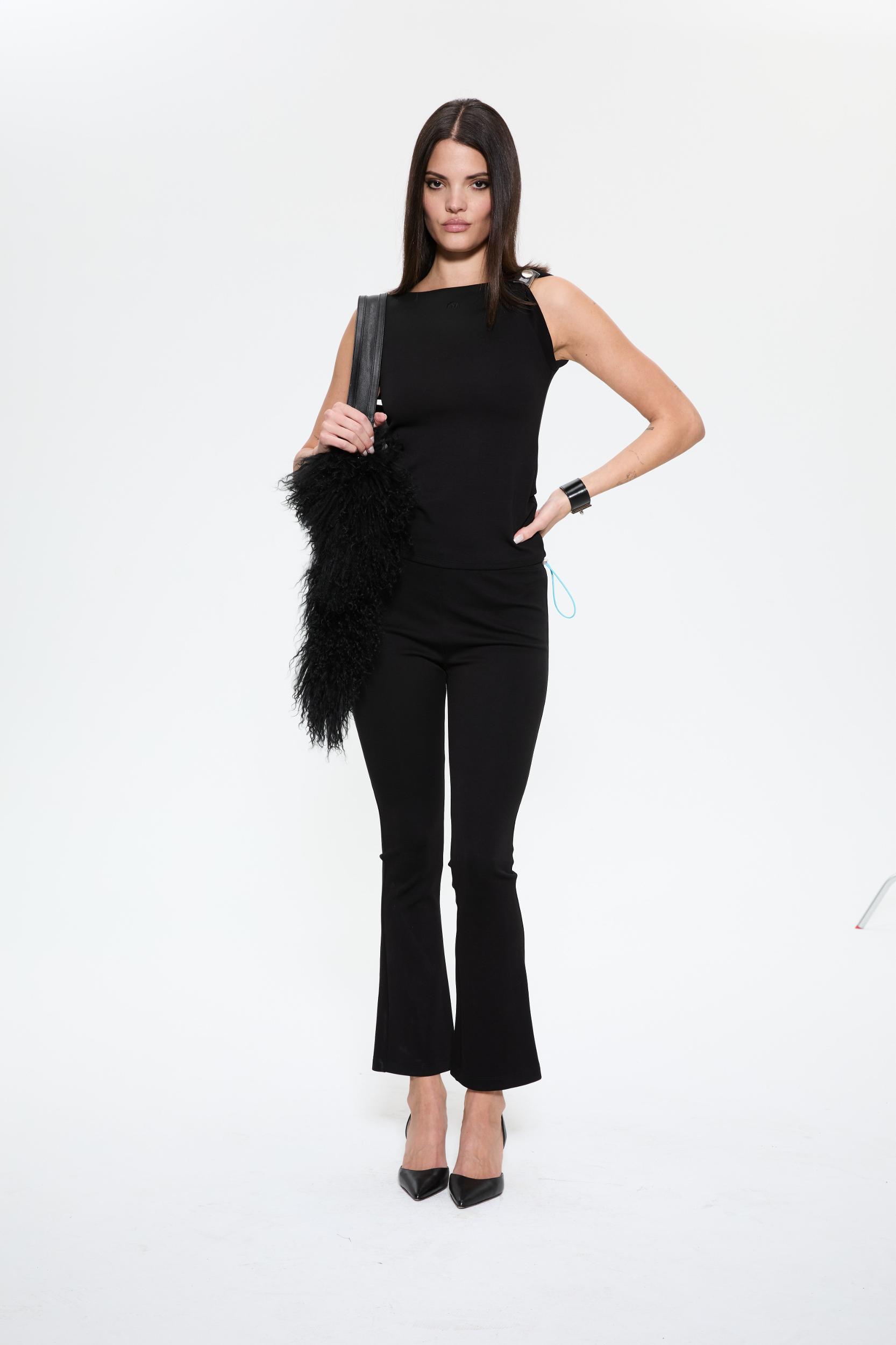LUCIA TOP - BLACK Product Image