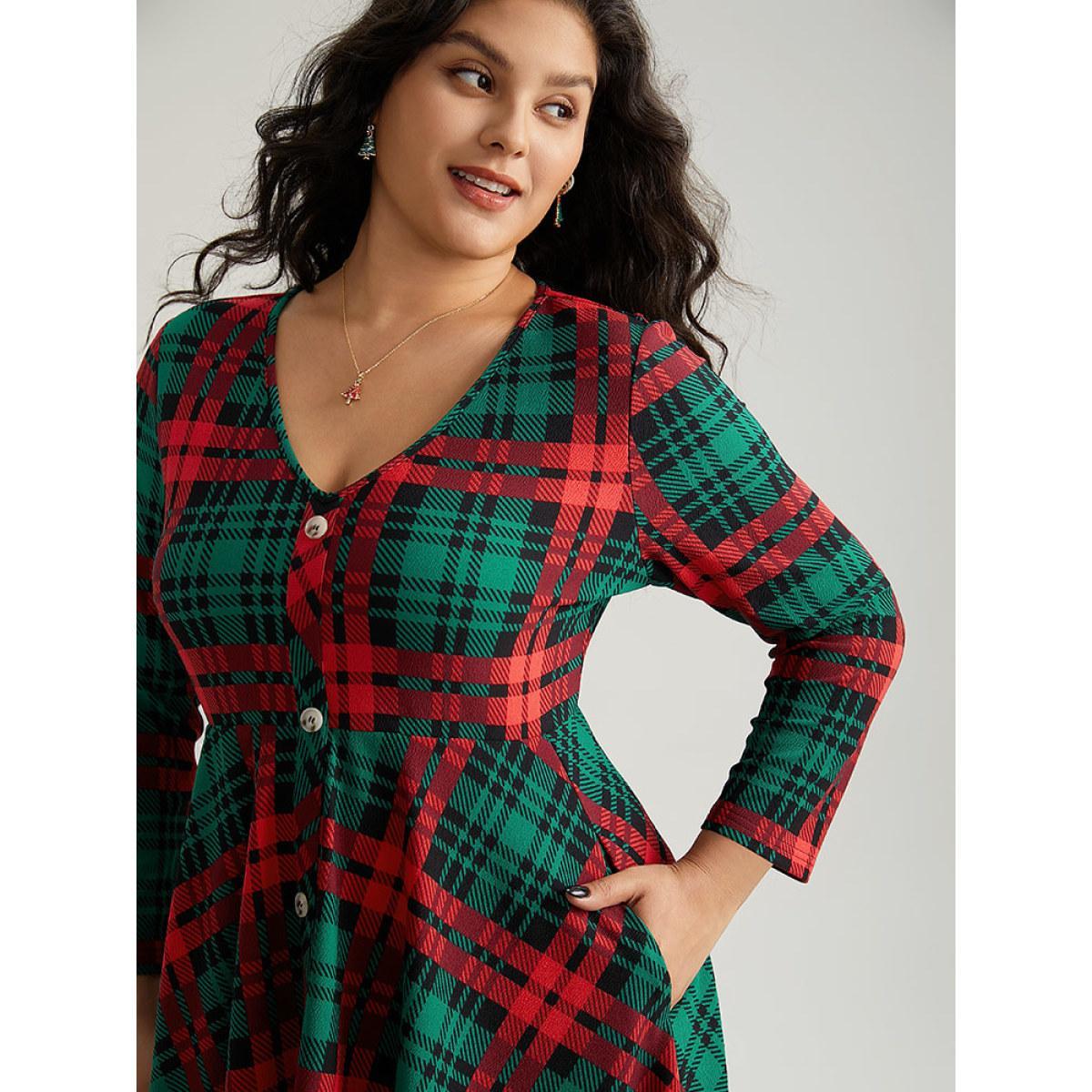 Plus Size Christmas Plaid Button Detail Hanky Hem Dress DarkGreen Women Casual Printed V-neck Long Sleeve Curvy Midi Dress BloomChic 22-24/3X Product Image