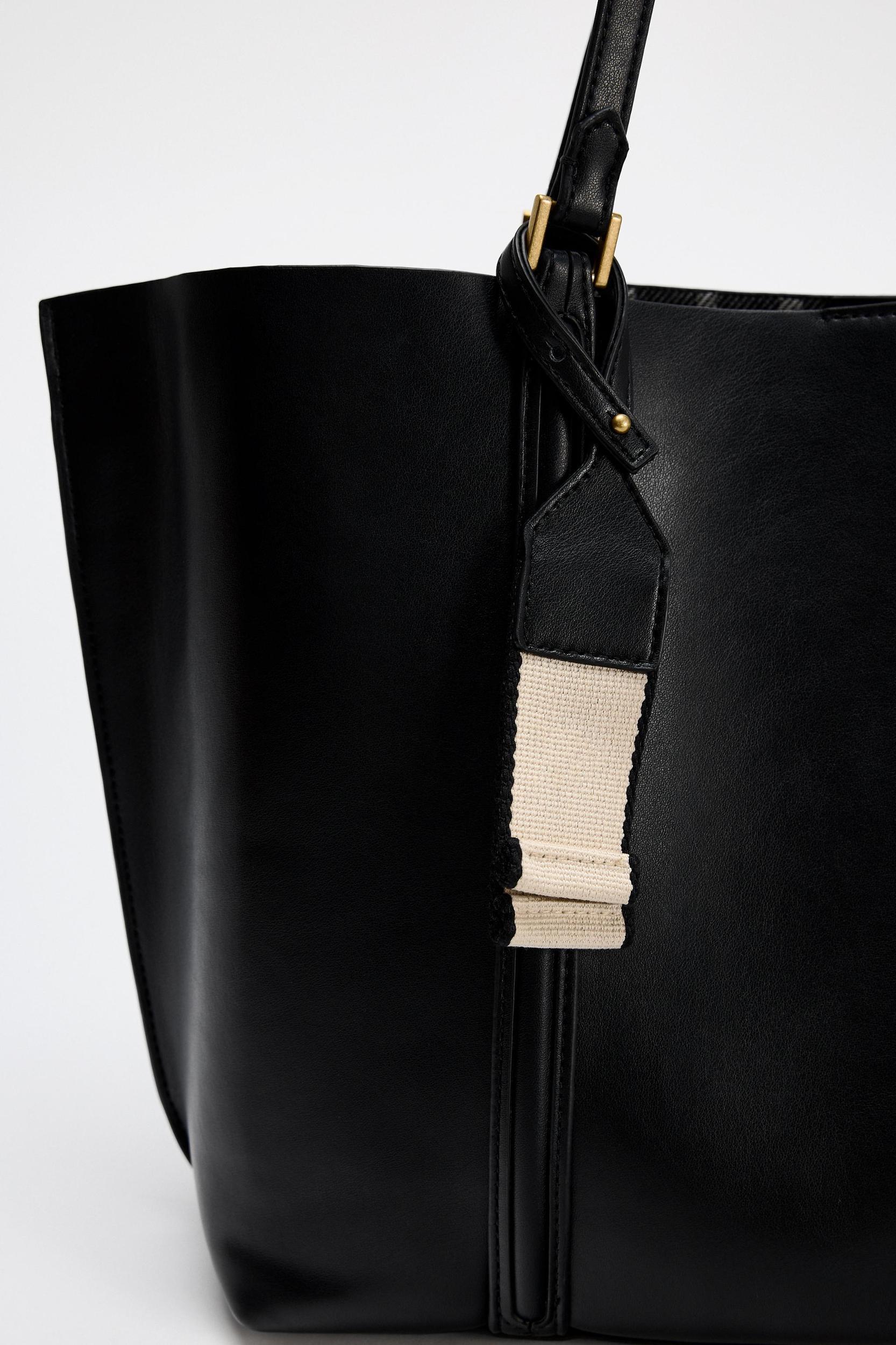 TOTE BAG Product Image