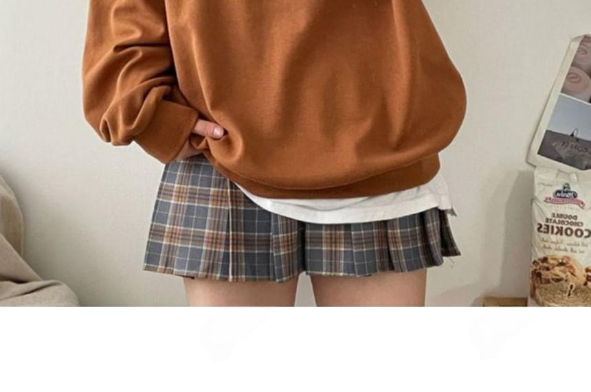 V-Neck Bear Embroidered Sweatshirt Product Image