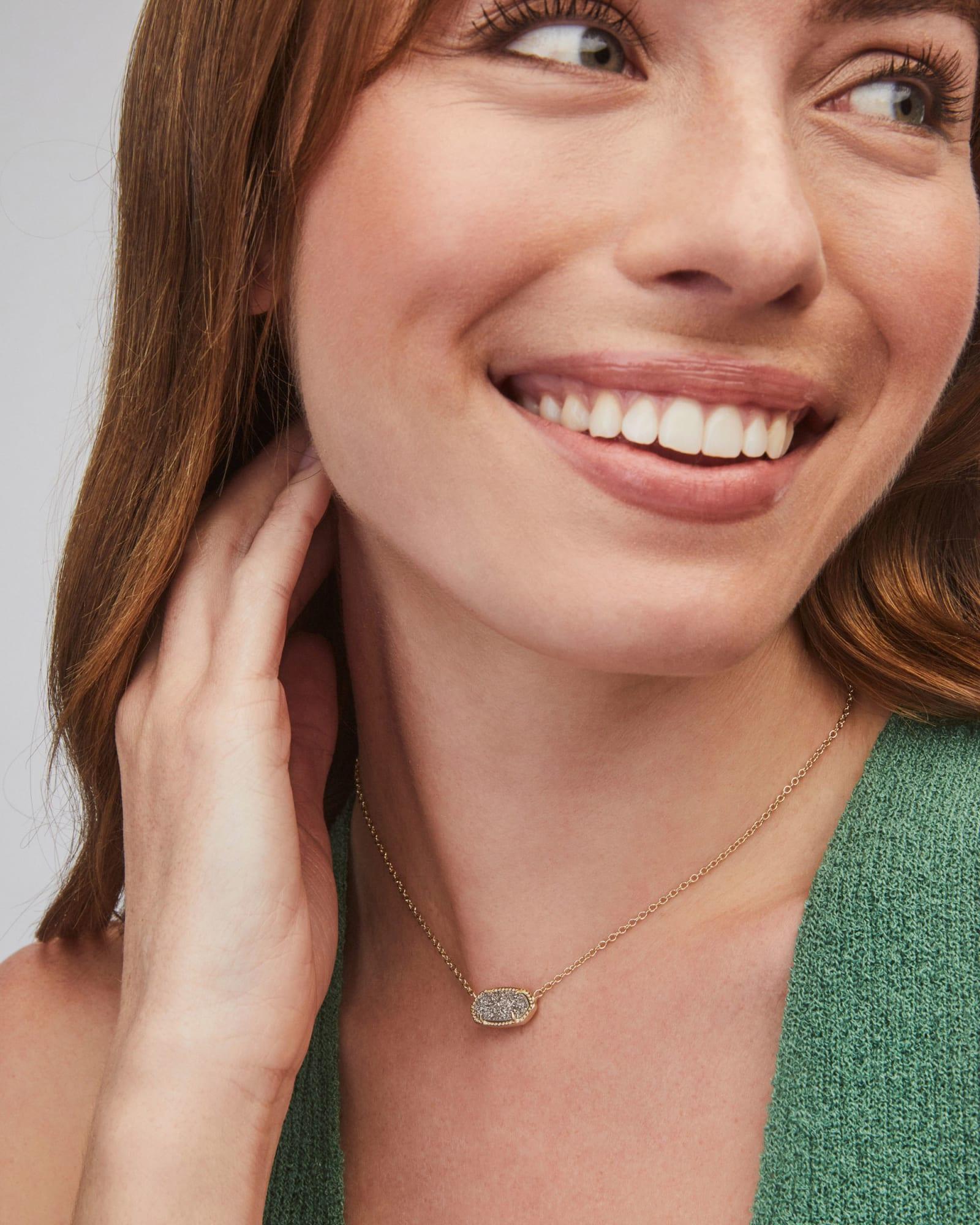 Elisa Silver Pendant Necklace in Peridot Illusion Product Image