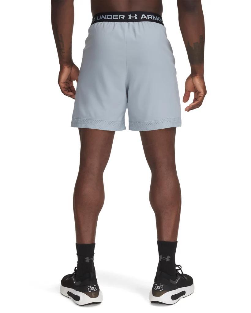 UA Vanish Woven Product Image