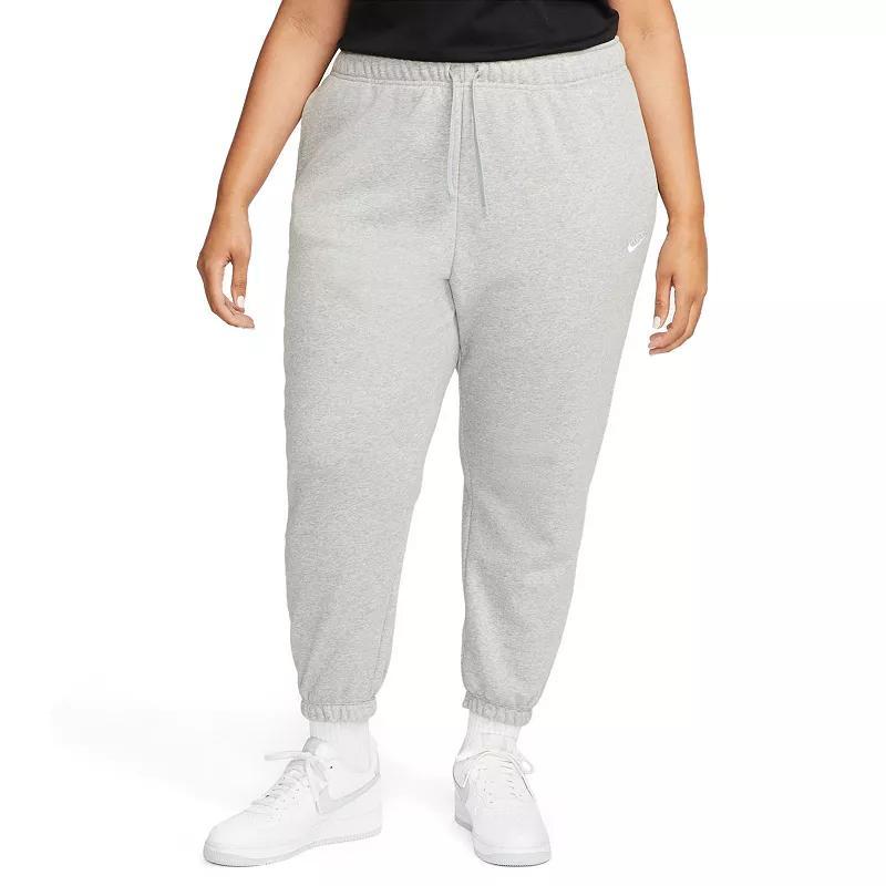 Women's Nike Sportswear Club Fleece Mid-Rise Oversized Sweatpants (Plus Size) Product Image