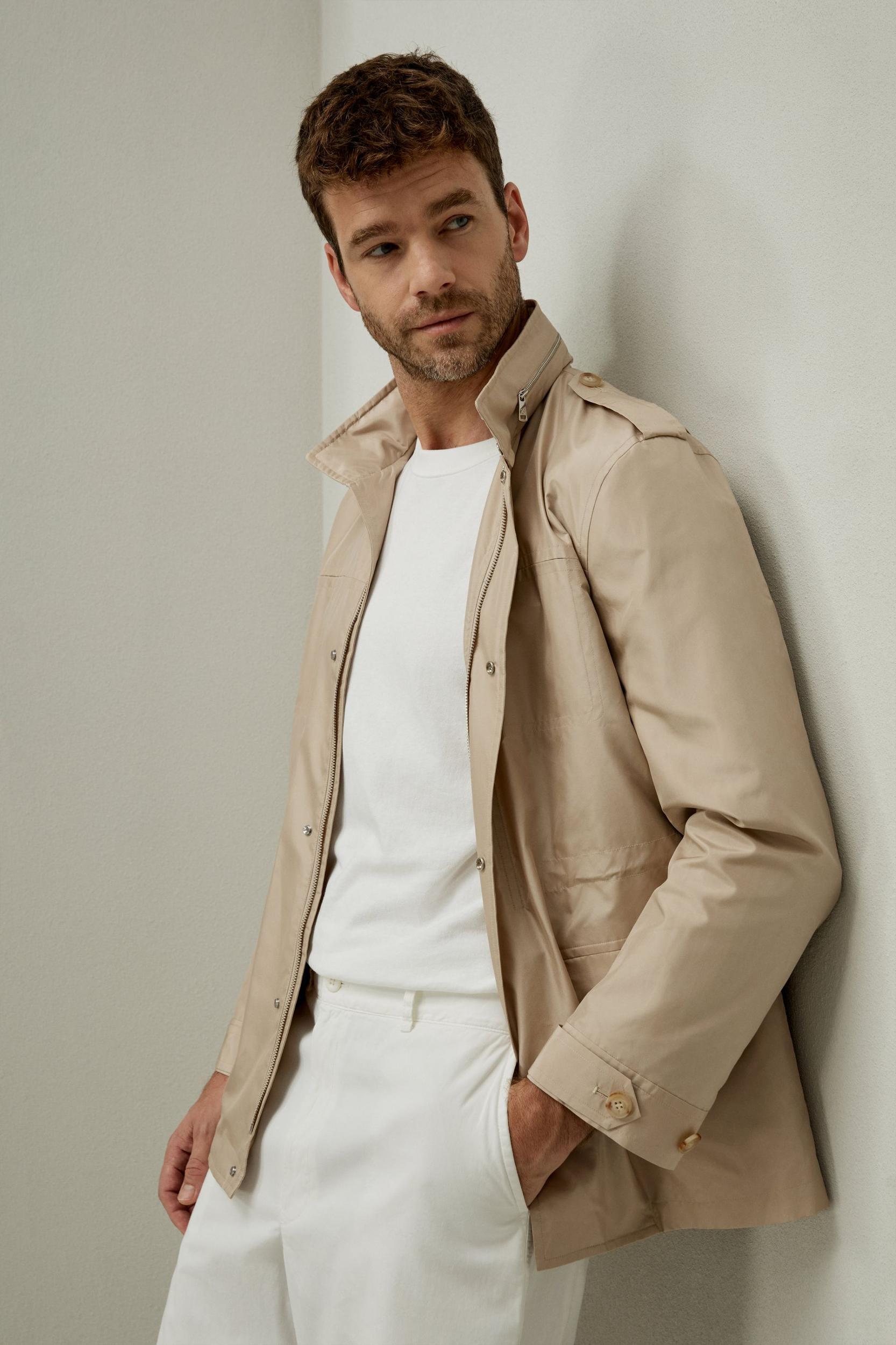 Water-Resistant Modern Utility Men Jacket Product Image