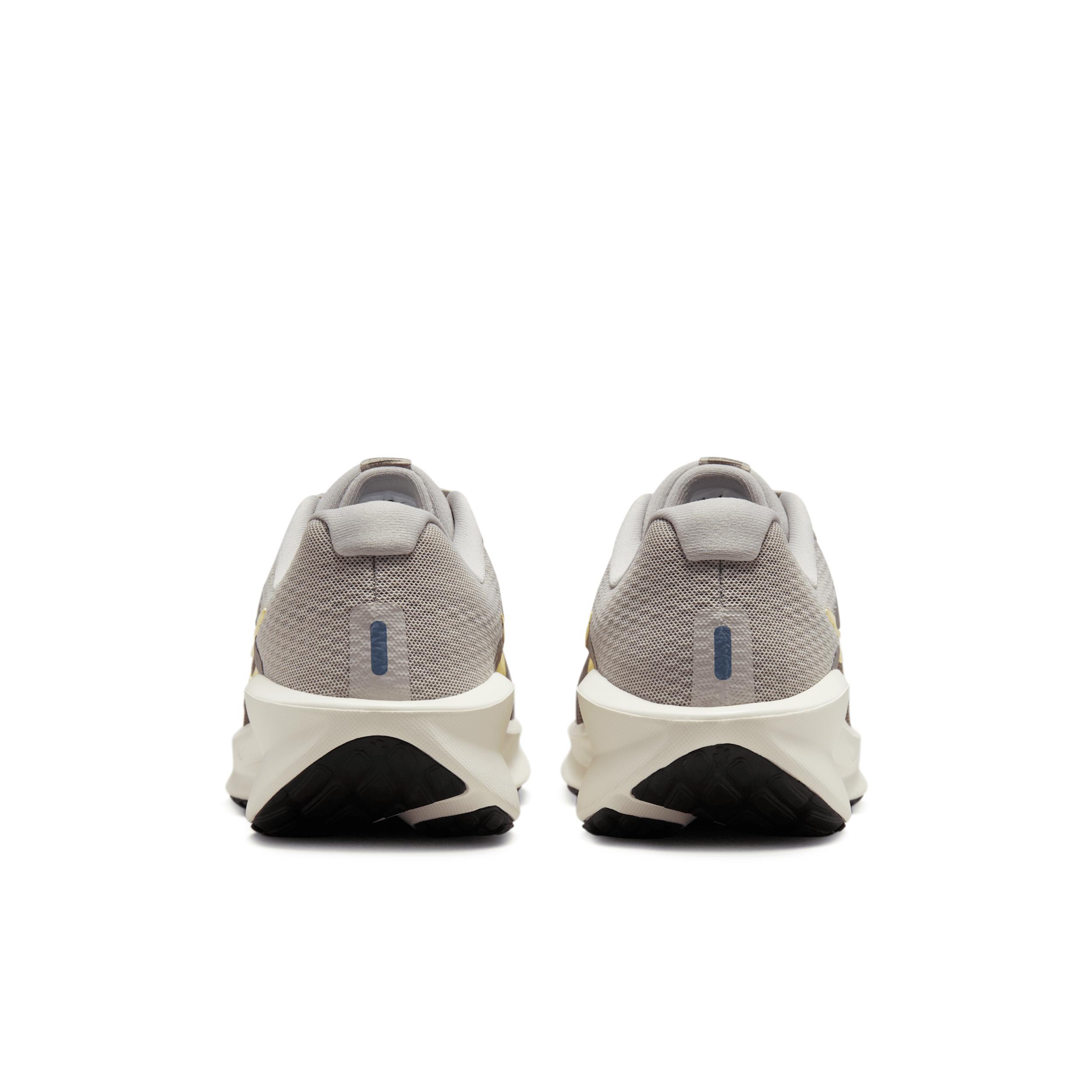 Nike Men's Downshifter 13 Road Running Shoes Product Image