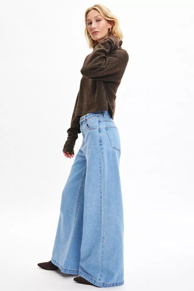 Abrand Loretta 94 Super Wide Leg Jean Product Image