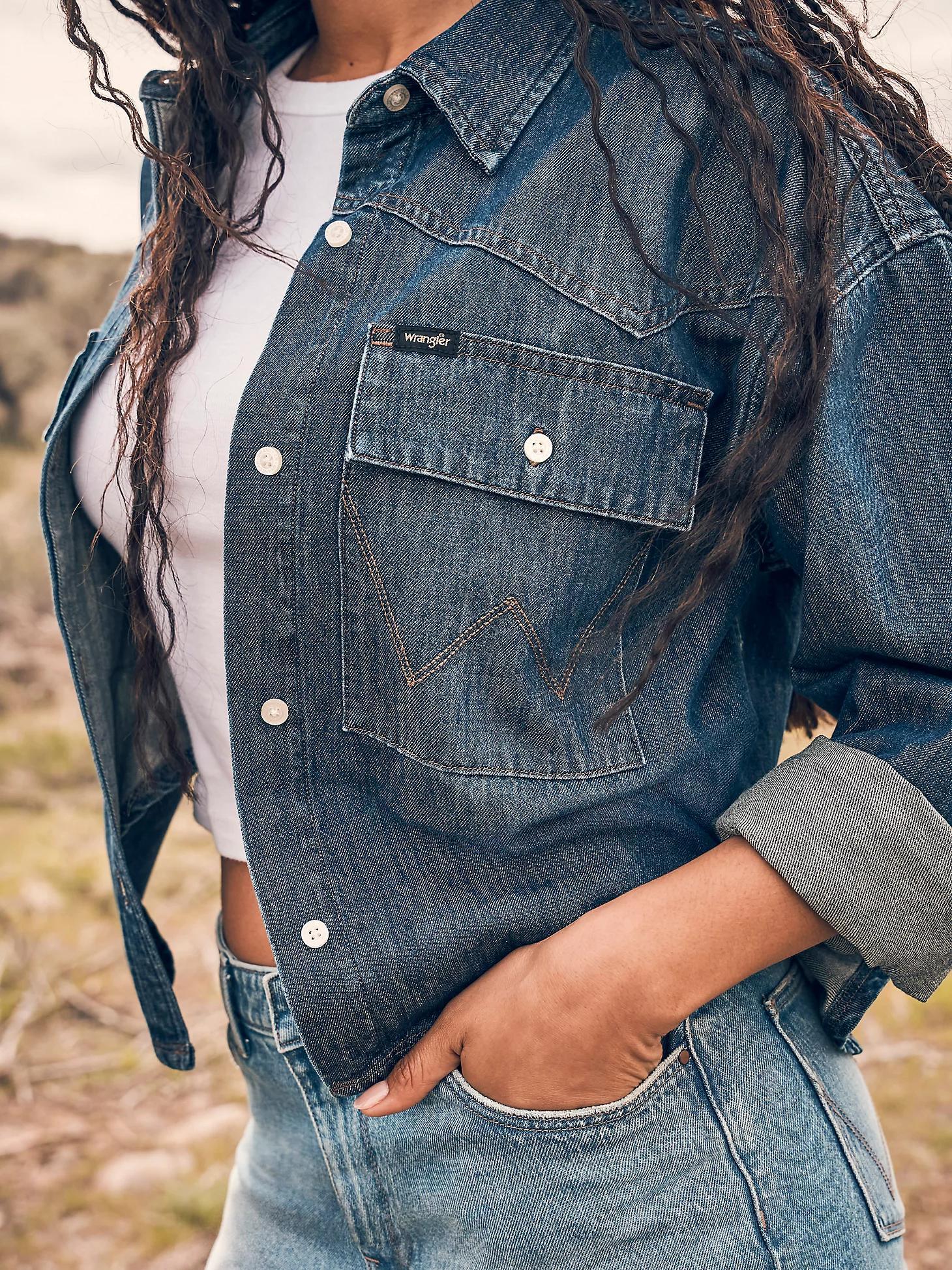 Women's Boxy Shirt | Women's TOPS | Wrangler® Product Image