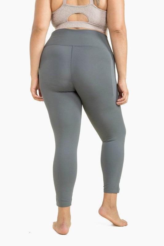 Karleen CURVY Essential Foldover High Waist Leggings Product Image