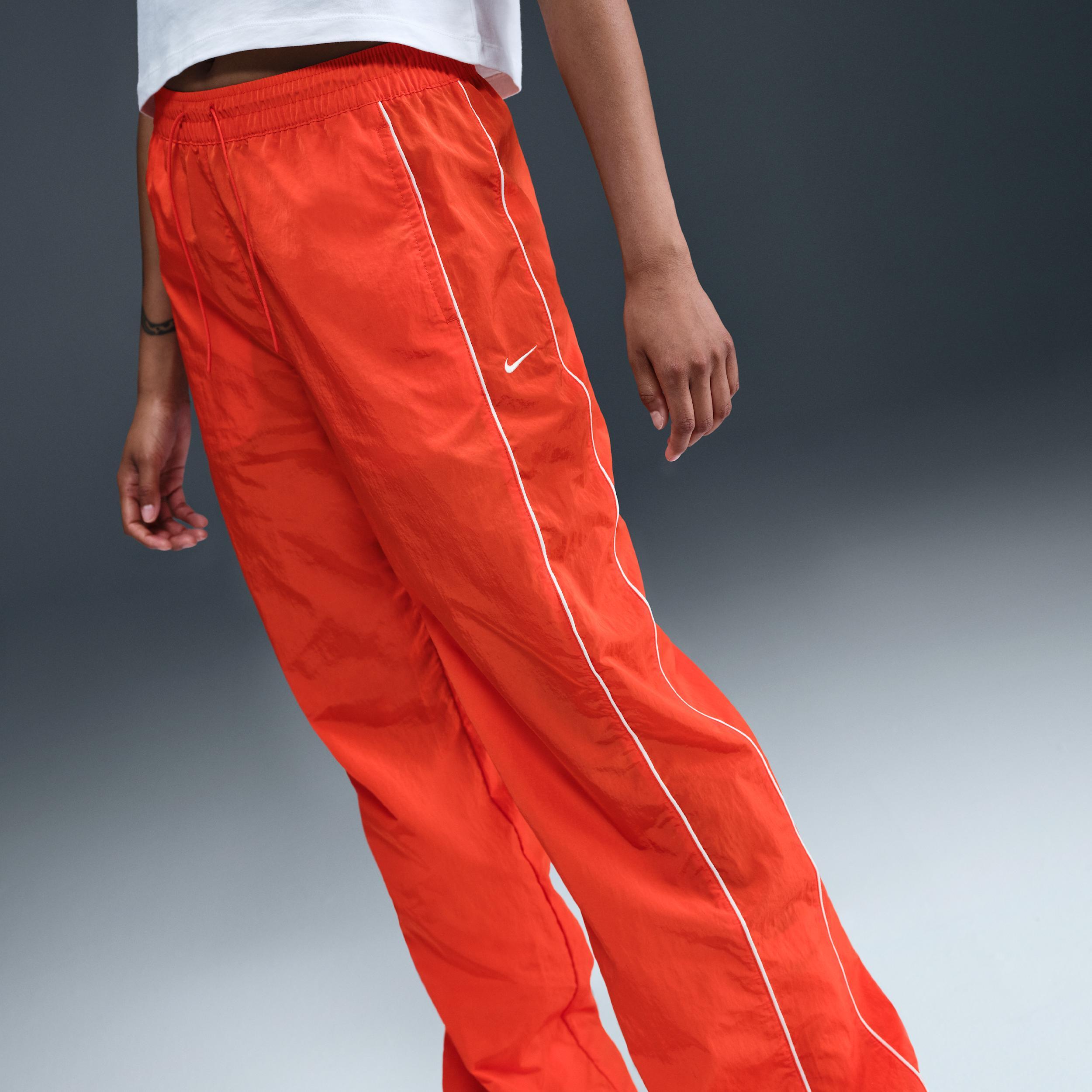 Nike Windrunner Women's High-Waisted Woven Open-Hem Pants Product Image
