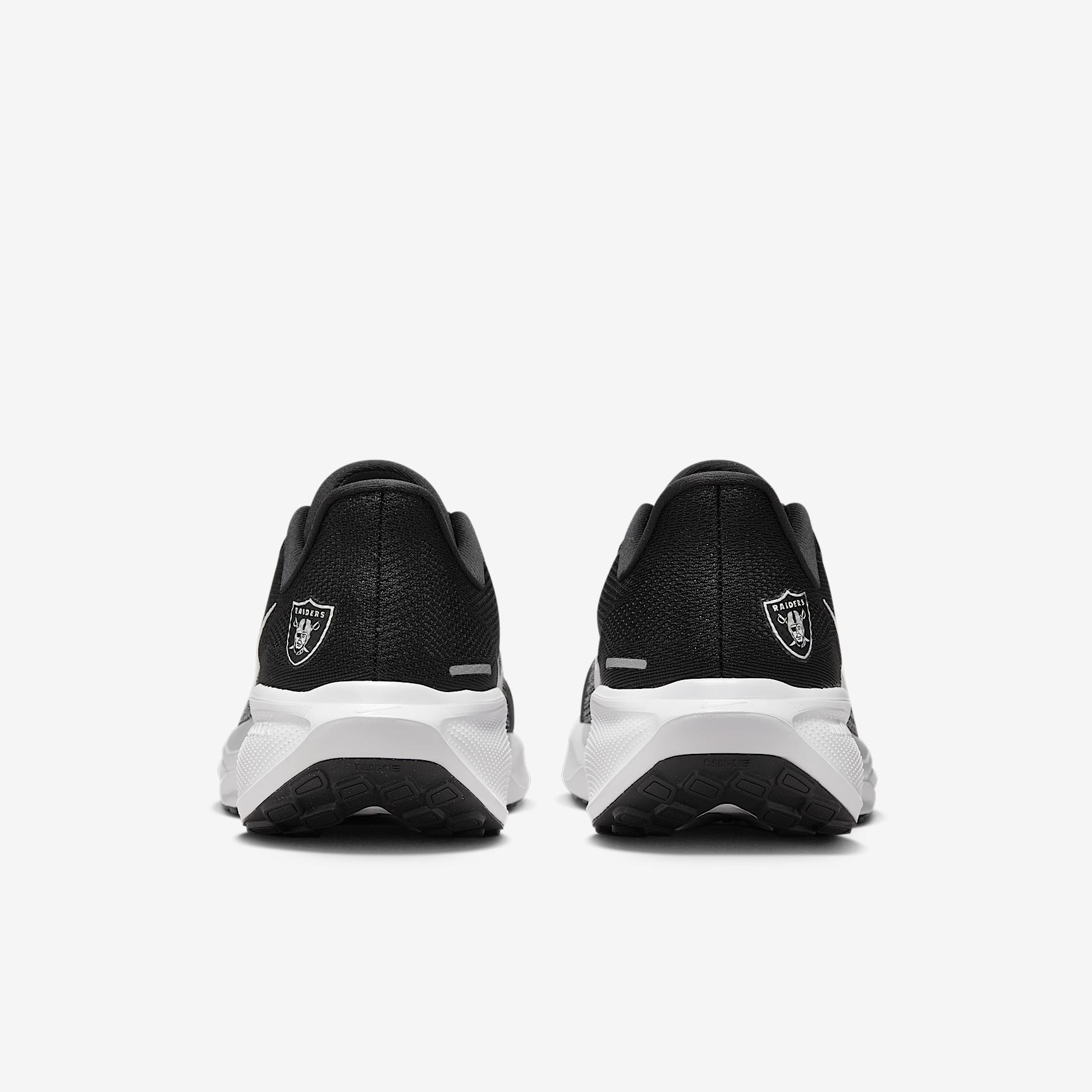Las Vegas Raiders Pegasus 41 Men's Nike NFL Road Running Shoes Product Image