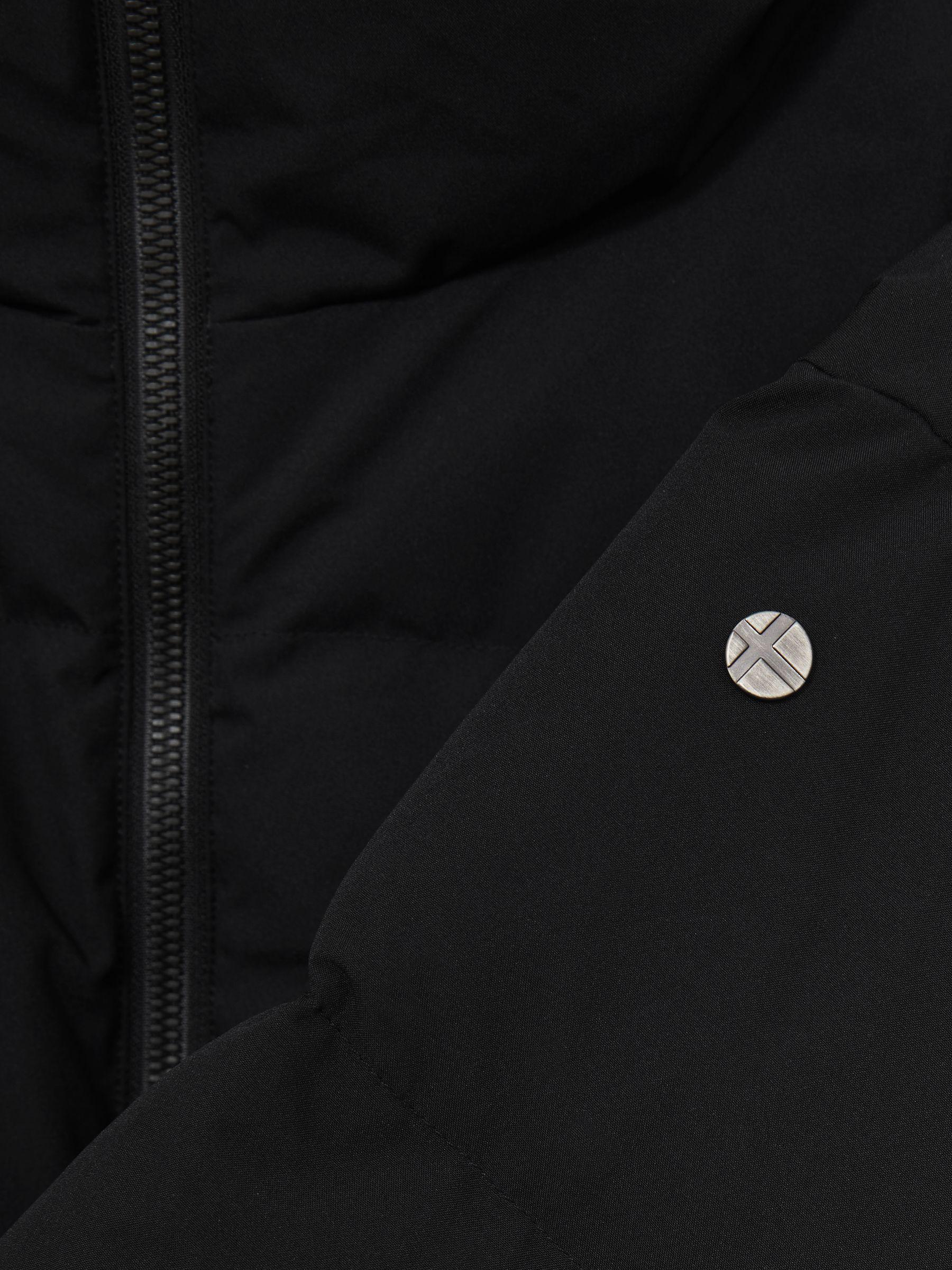 Scandinavian Edition Short Puffer Black Jacket in Black Product Image