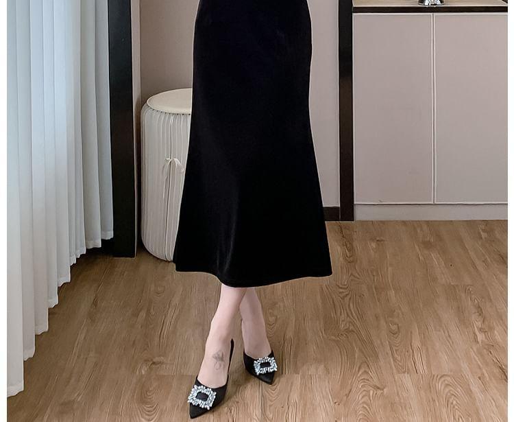 Long Sleeve Mock Neck Plain Lace Panel Velvet Mermaid  Midi Dress Product Image