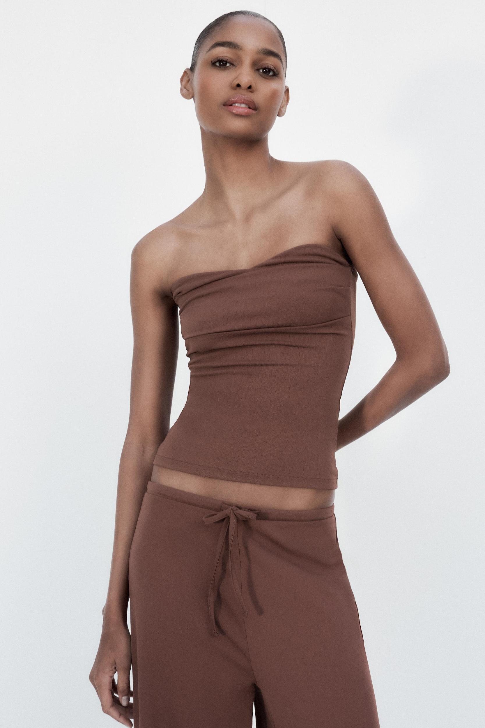 TEXTURED BANDEAU TOP Product Image