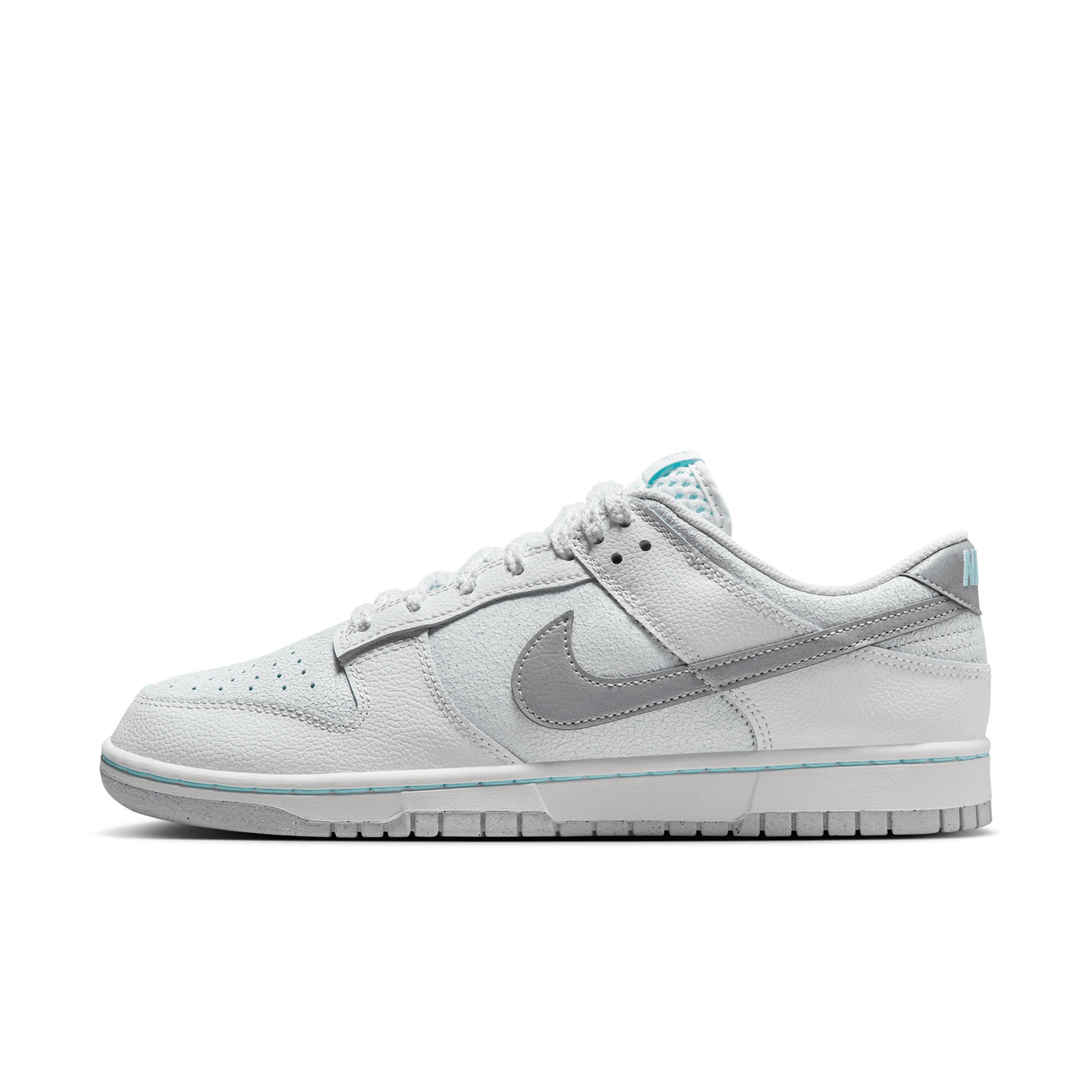 Nike Dunk Low Retro SE Casual Shoes (Mens Sizing) Product Image