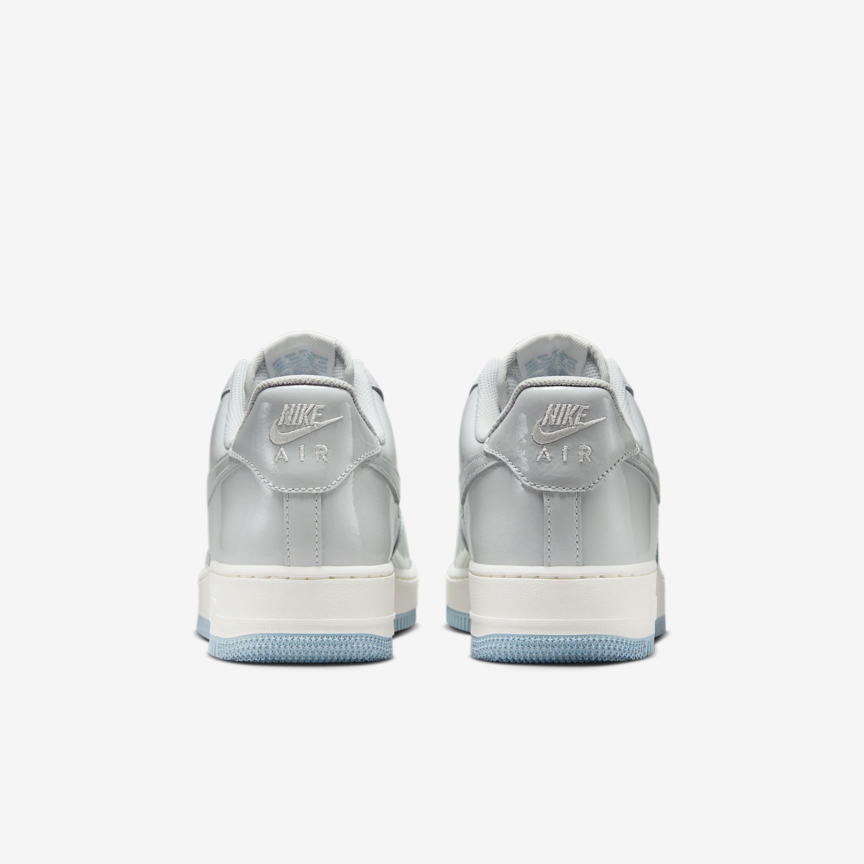 Nike Men's Air Force 1 '0 Shoes Product Image