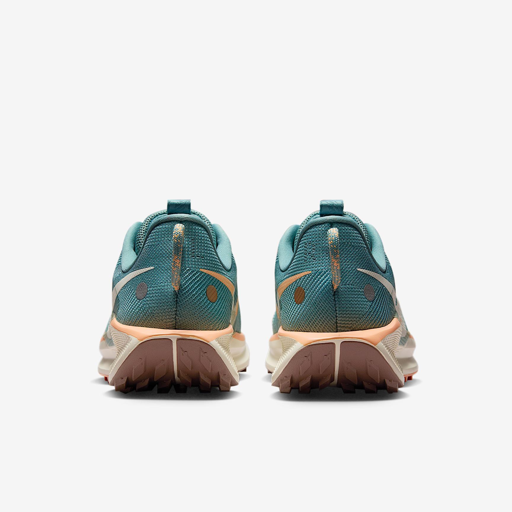 Nike Women's Pegasus Trail 5 Trail Running Shoes Product Image