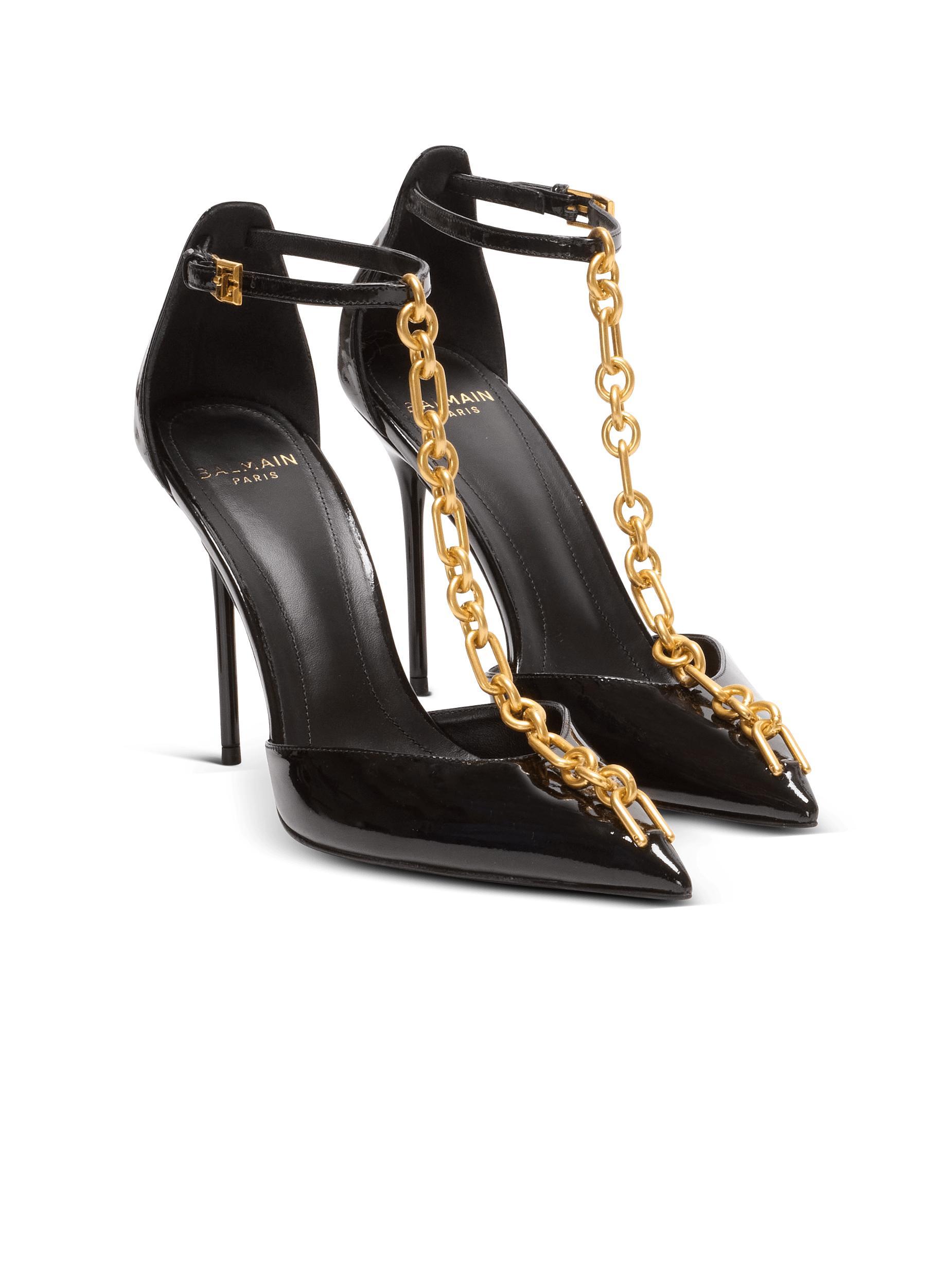 Sync patent leather stilettos with pointed toe Product Image