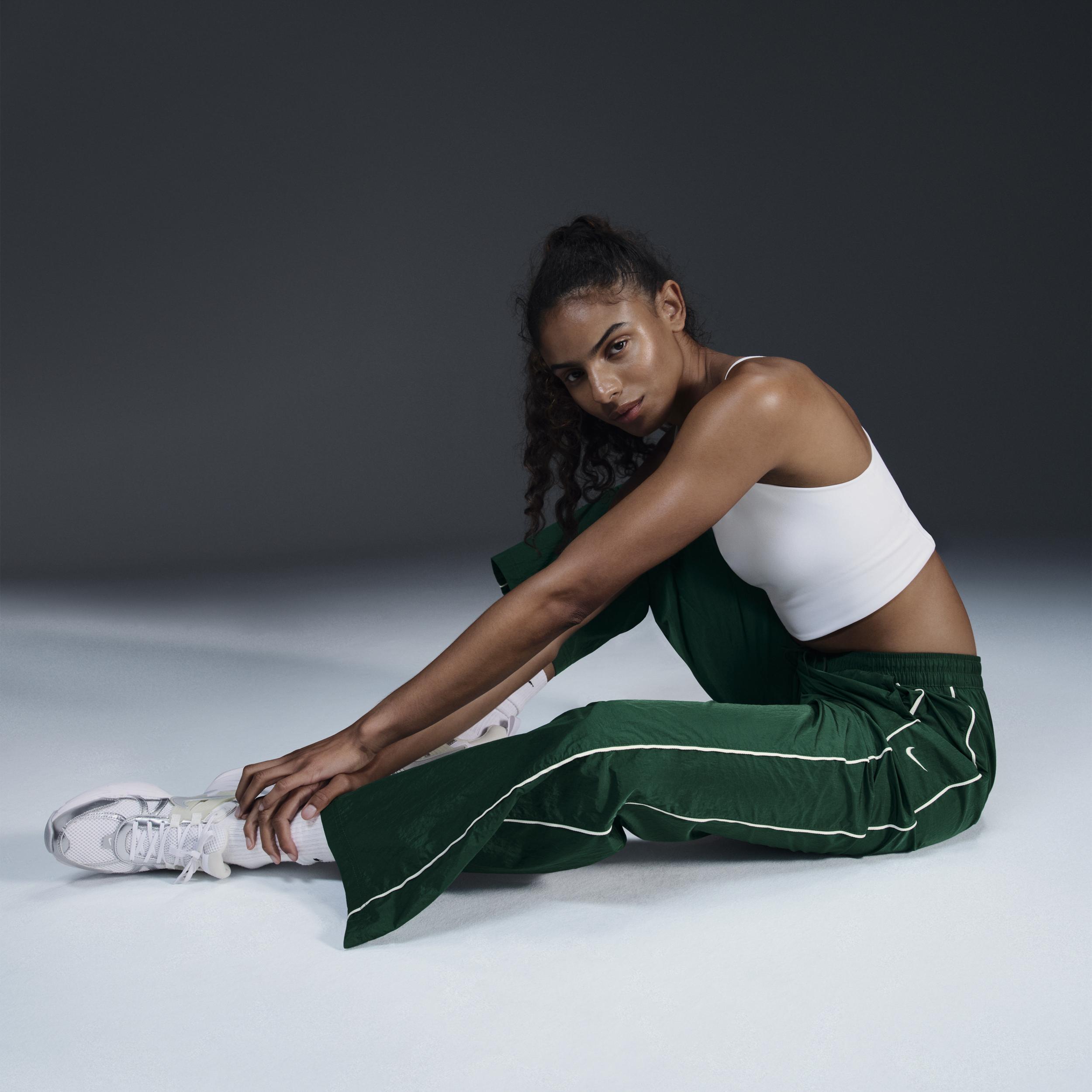 Nike Women's Windrunner High-Waisted Woven Open-Hem Pants Product Image