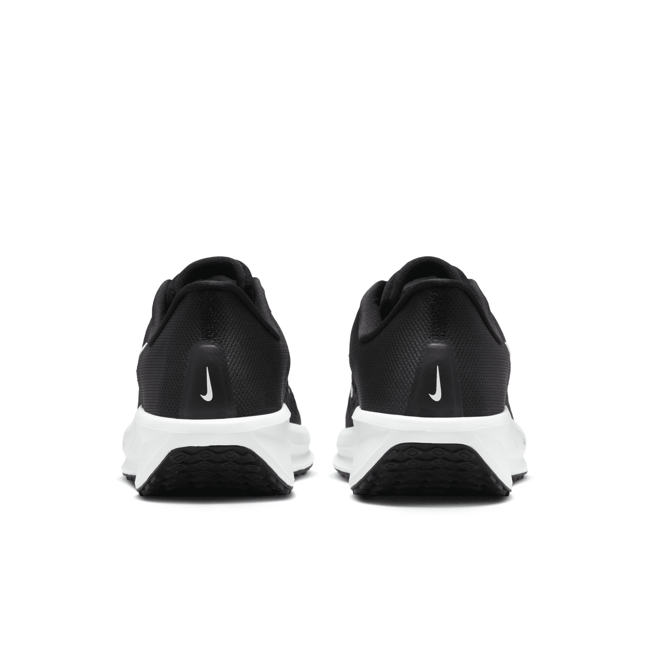 Nike Women's Quest 6 Road Running Shoes Product Image