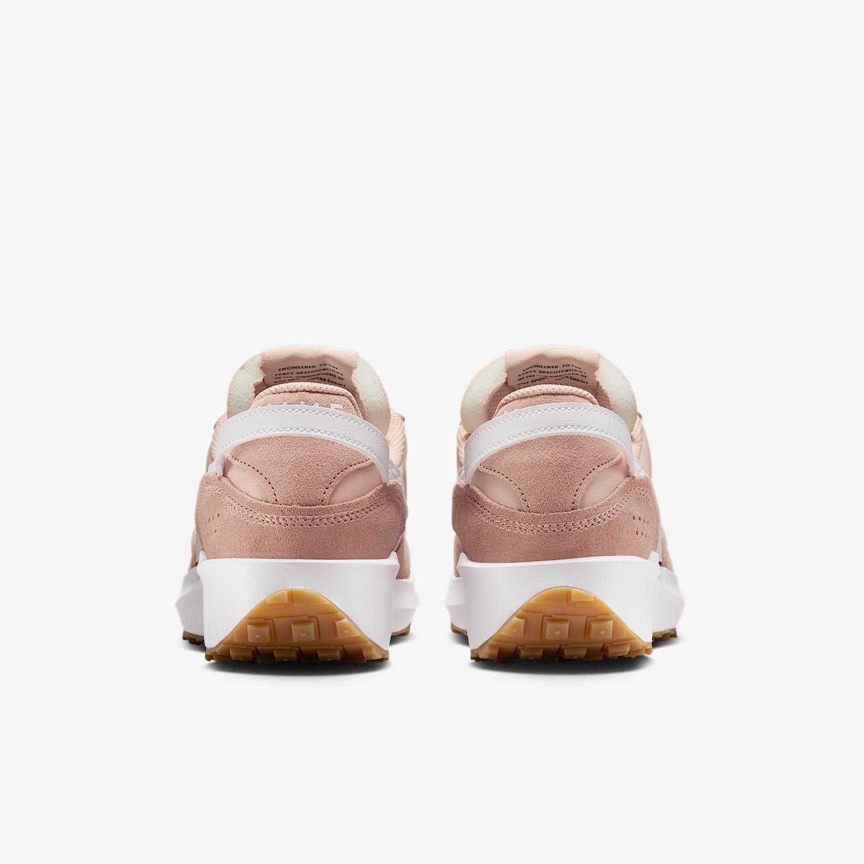 Nike Waffle Debut Women's Shoes Product Image