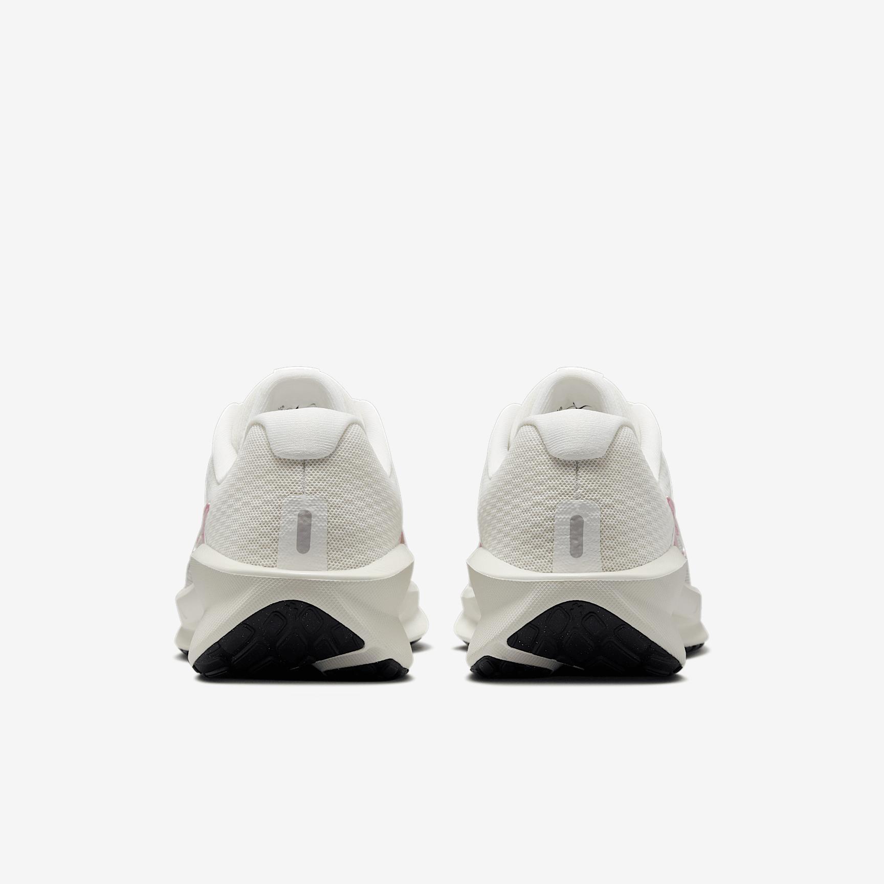 Nike Downshifter 13 Women's Road Running Shoes Product Image