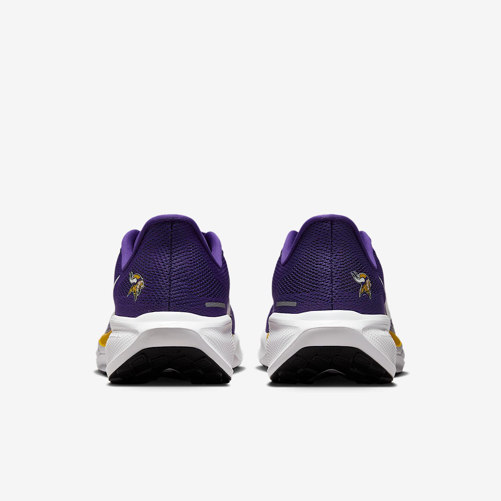 Minnesota Vikings Pegasus 41 Men's Nike NFL Road Running Shoes Product Image