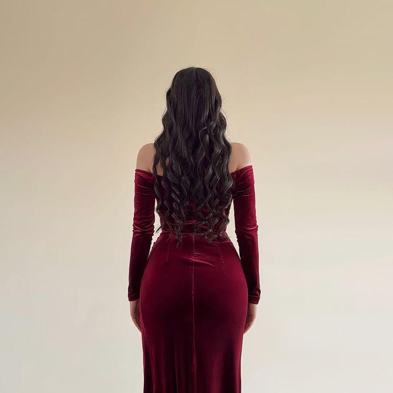 Long Sleeve Off-Shoulder Plain Velvet Slim-Fit Slit Maxi Bodycon Dress Product Image