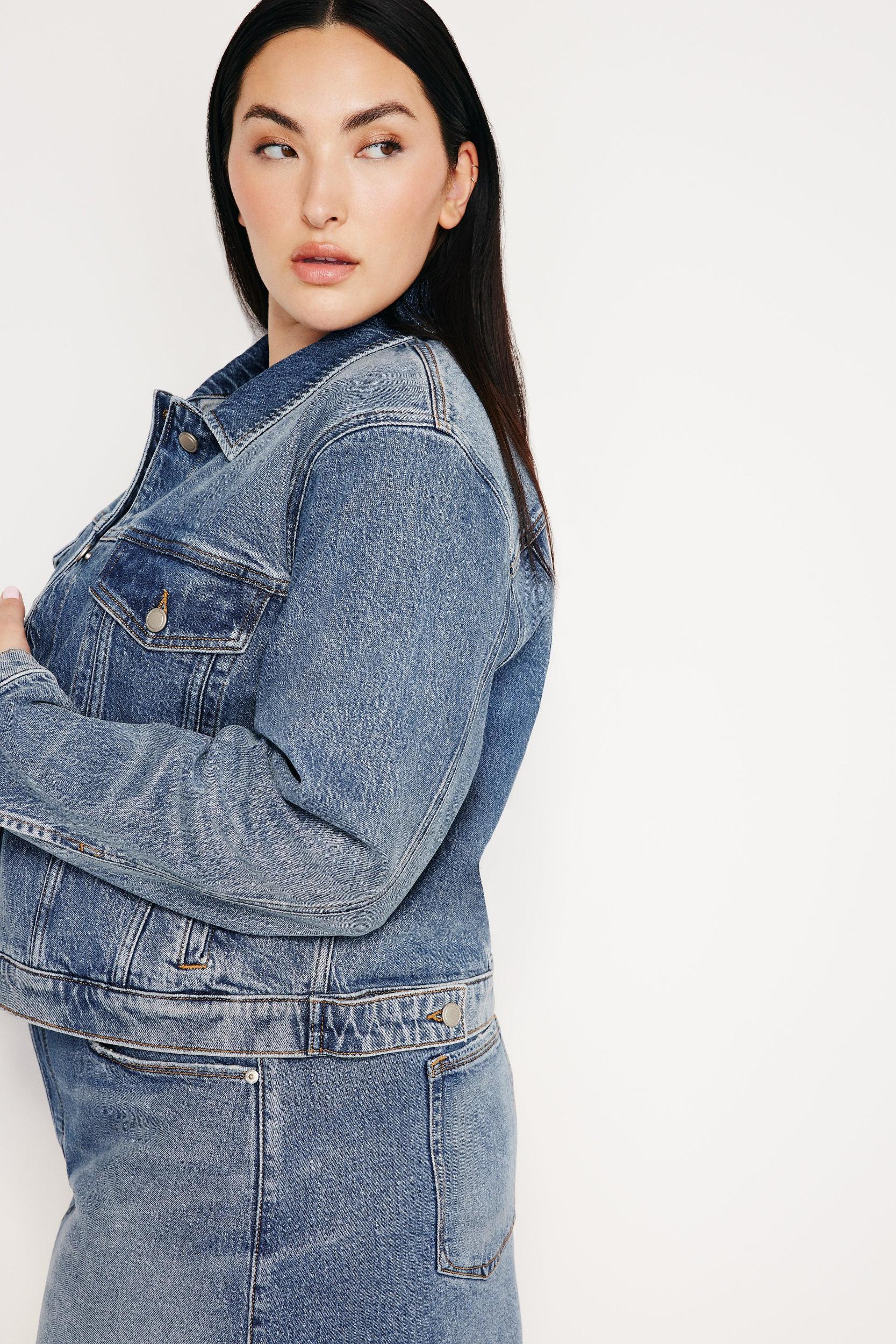 CLASSIC DENIM JACKET | INDIGO734 Product Image