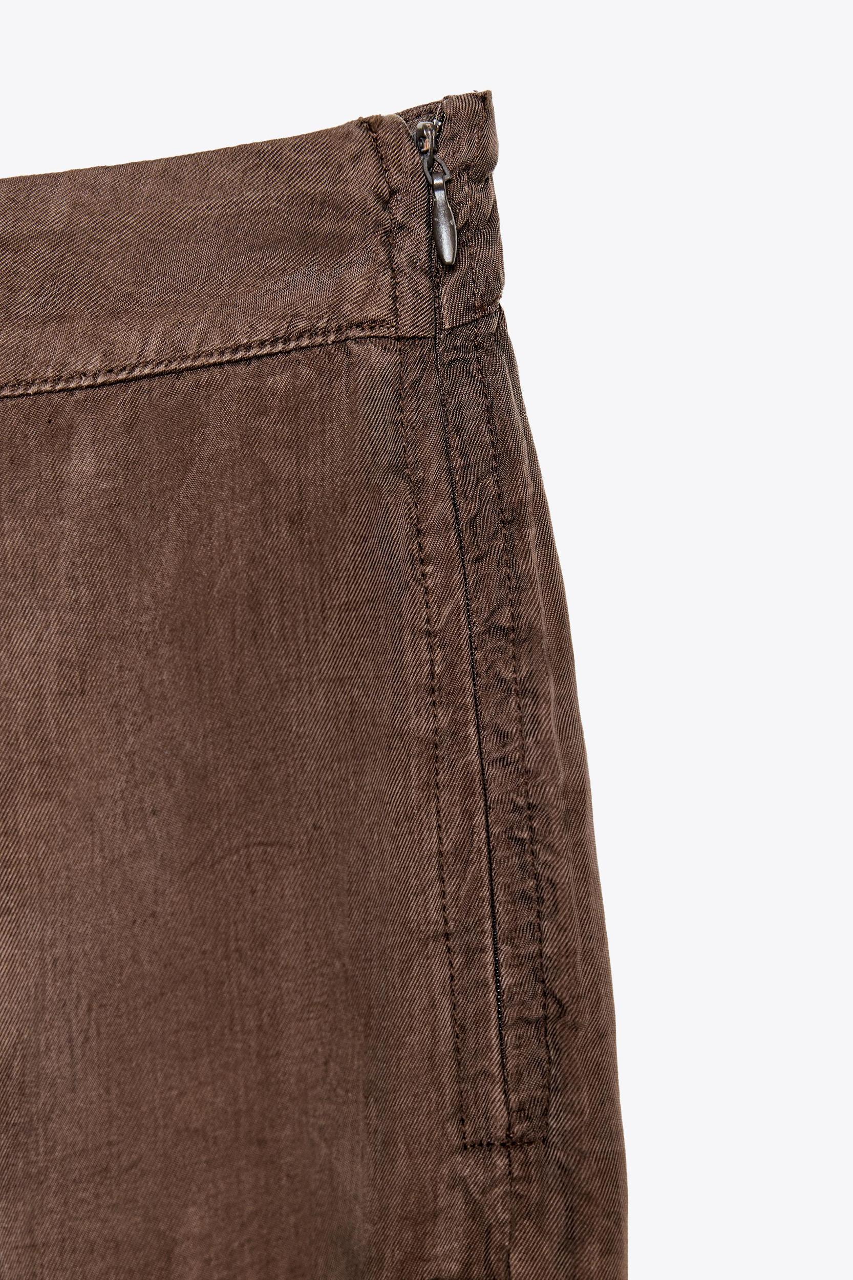 FLOWY STRAIGHT LEG PANTS Product Image