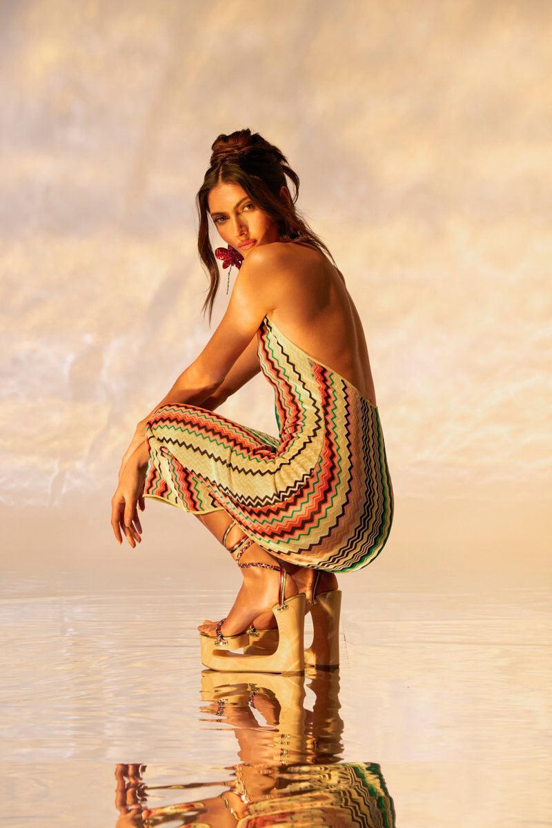 ON THE RUN PRINTED MIDI DRESS Product Image