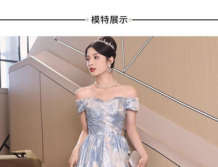 Short-Sleeve Off Shoulder Ruched Jacquard A-Line Evening Gown Product Image