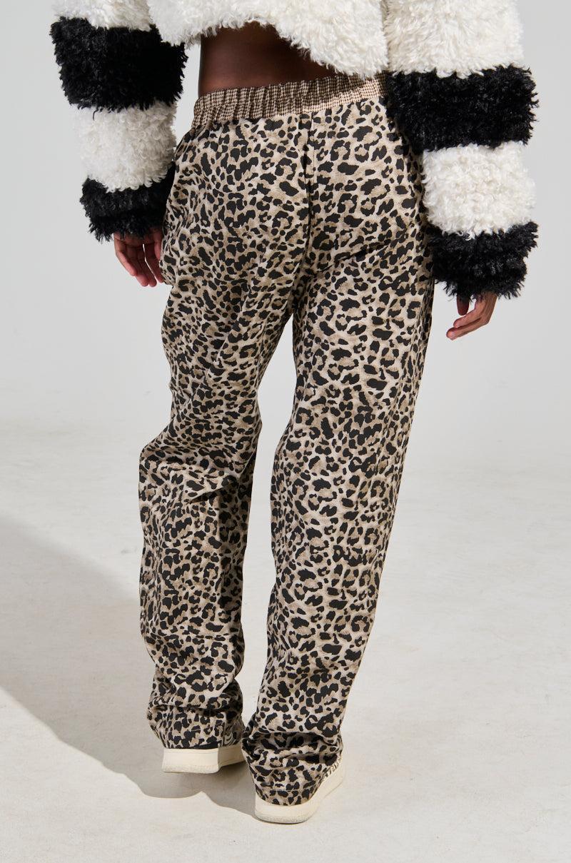 KISS ME CHEETAH PANT Product Image
