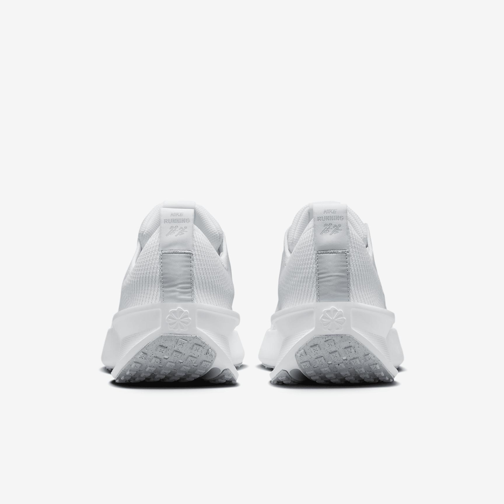 Nike Interact Run Men's Road Running Shoes Product Image